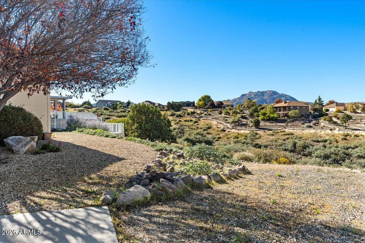 1075 Longview Dr — photo 41