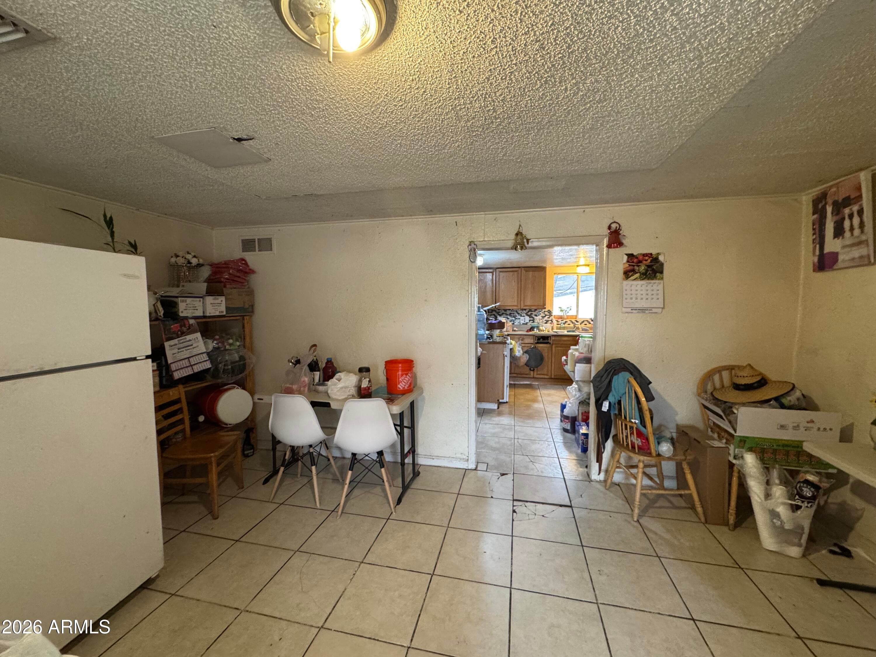 740 W CINNABAR AVE - Photo 5