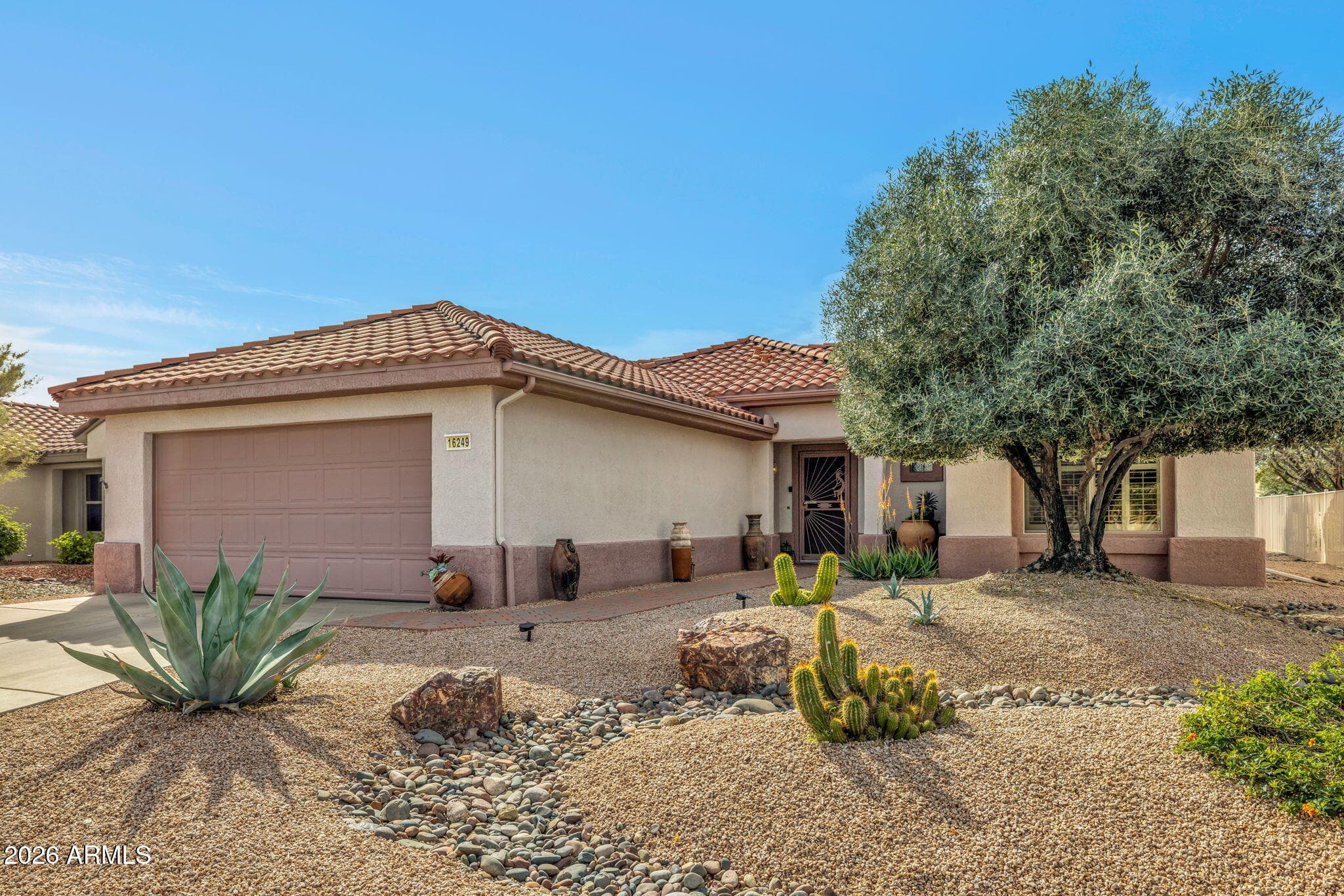 16249 W TAPATIO DR - Photo 33