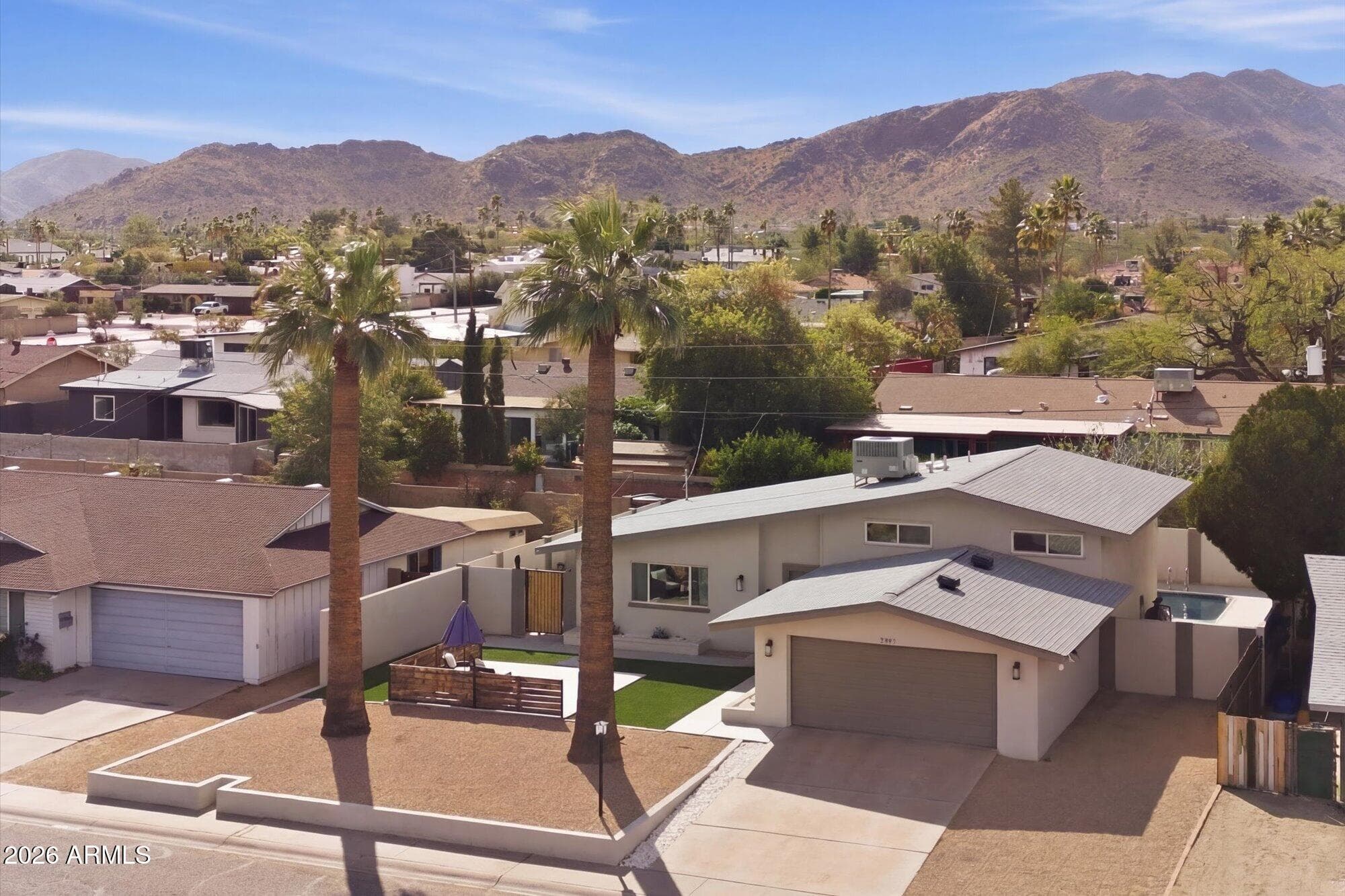 3929 E Mercer Ln — photo 2