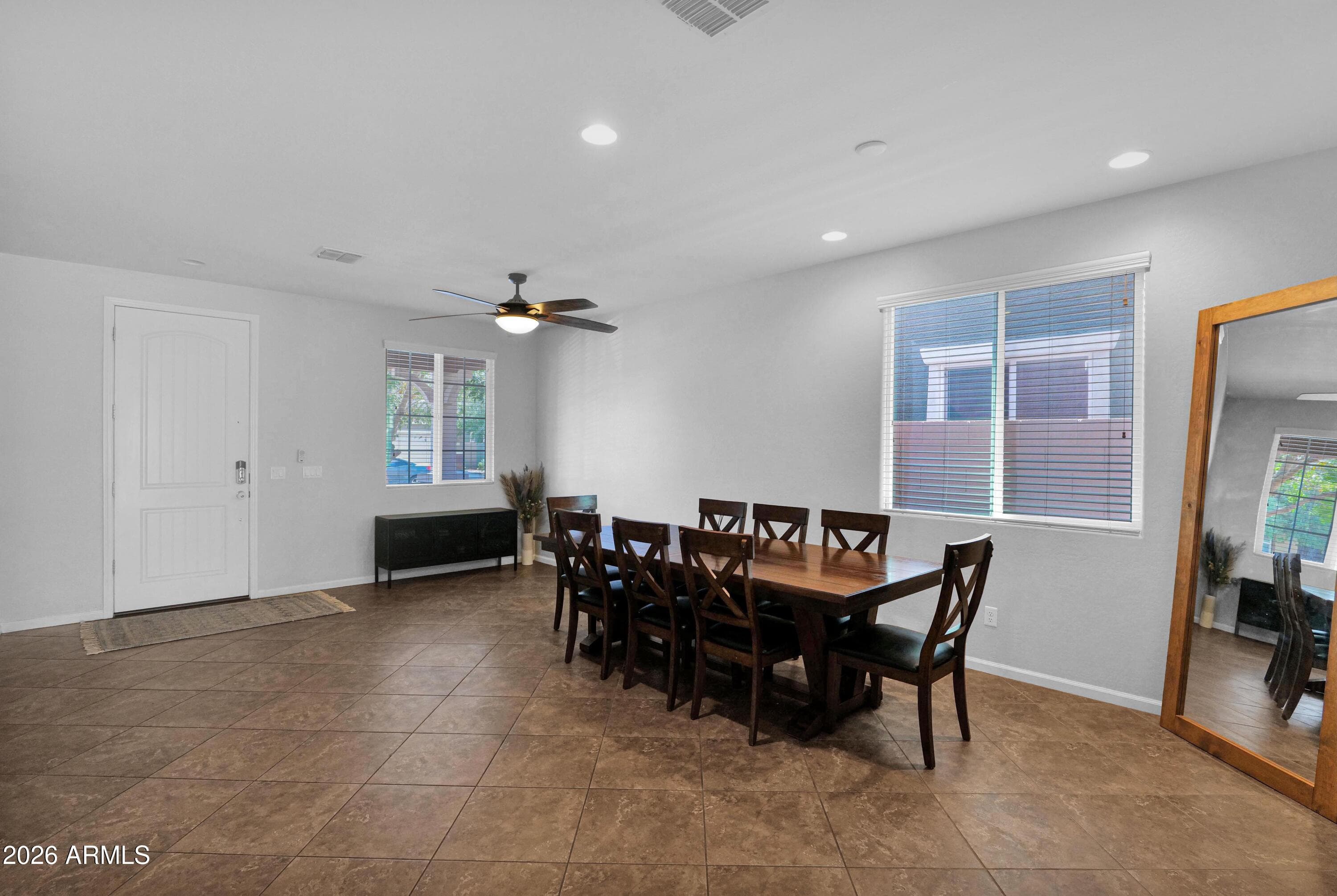 7552 E Onza Ave — photo 2