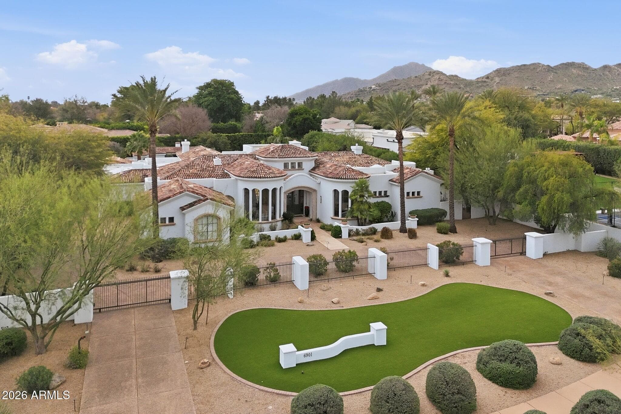 6901 E Northern Ave — photo 2