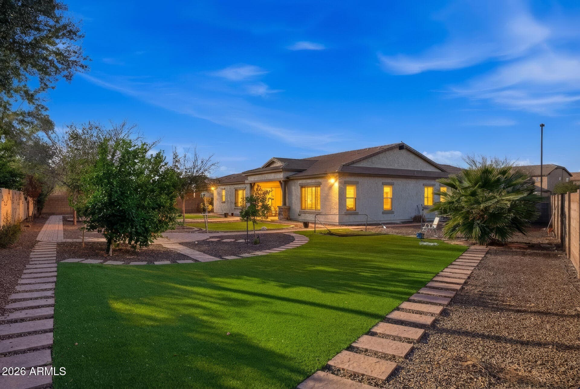 3031 E Wildhorse Dr — photo 2