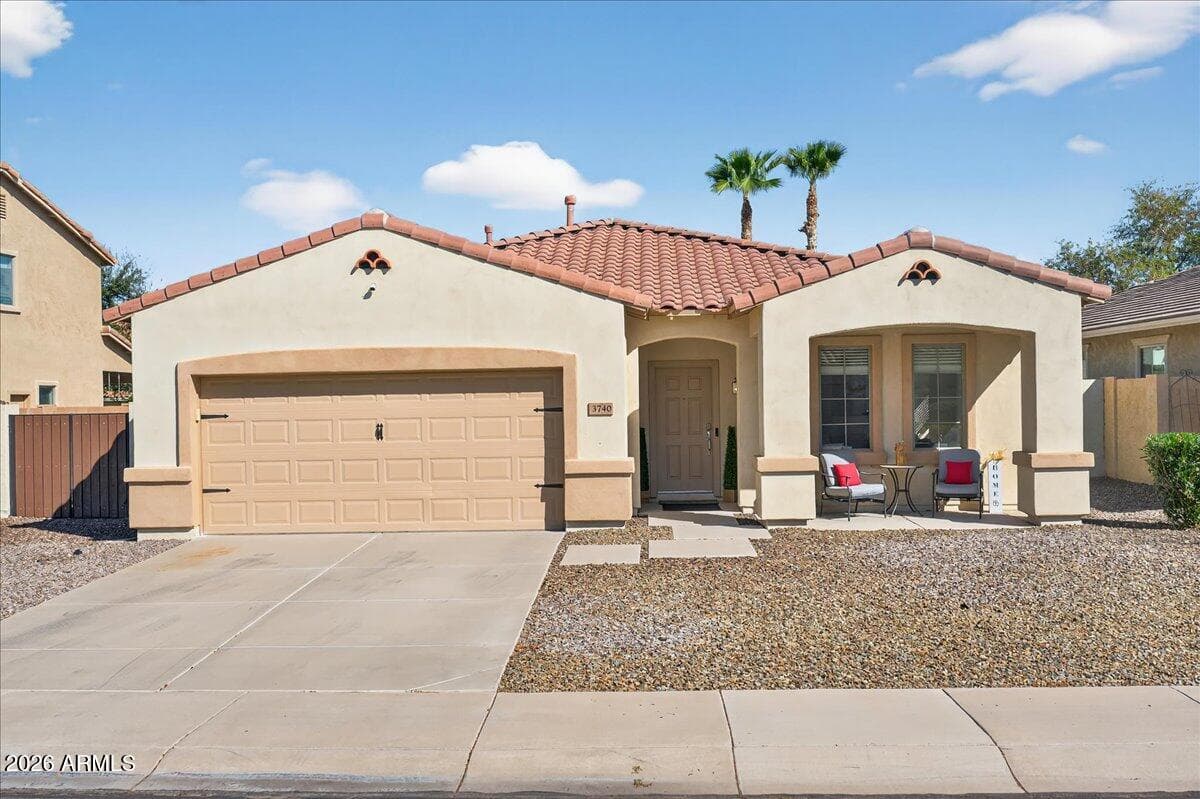 3740 E Jaguar Ave — photo 2