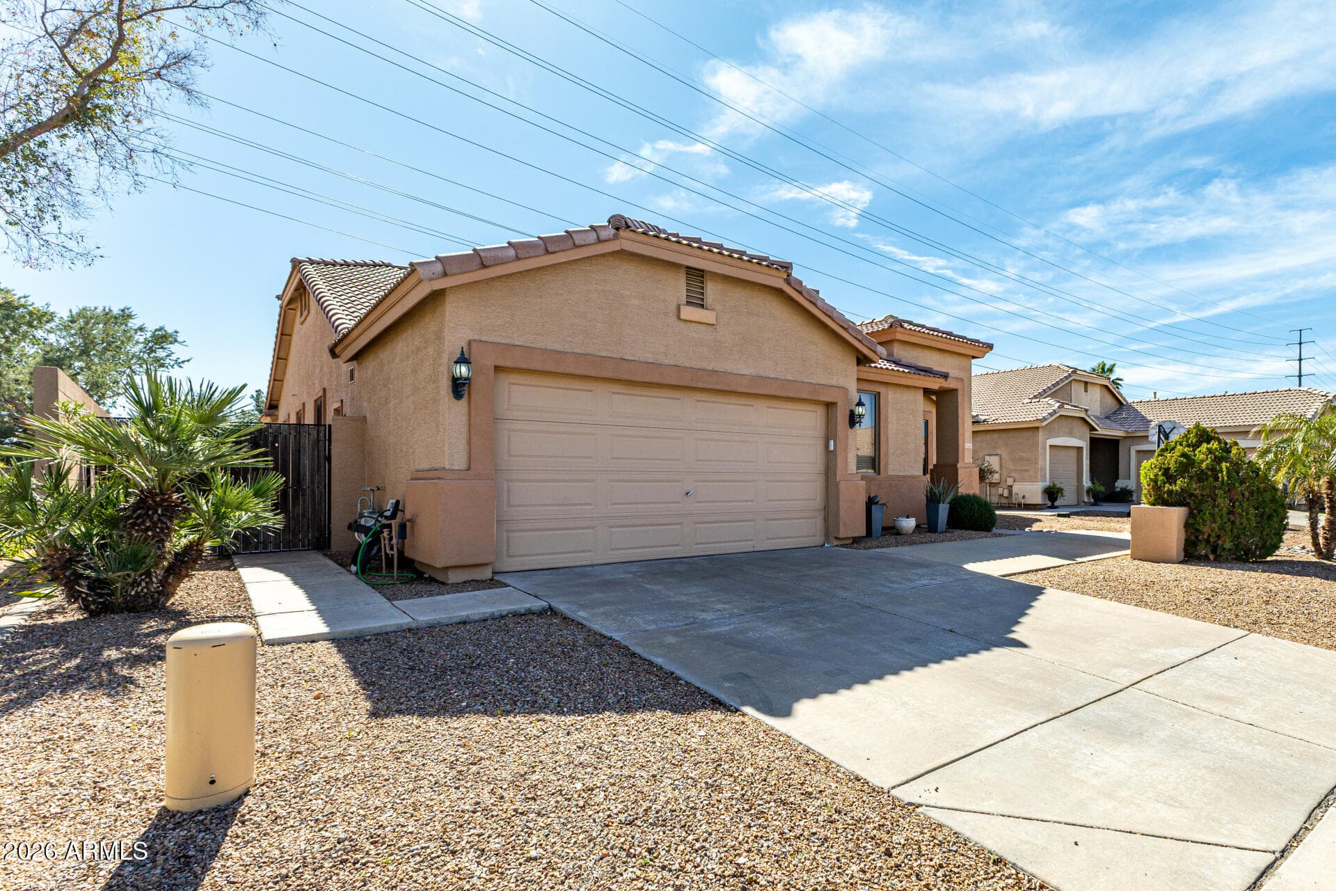 1625 E Aloe Pl — photo 1