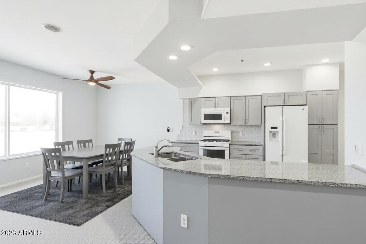 7401 W ARROWHEAD CLUBHOUSE DR - Photo 5