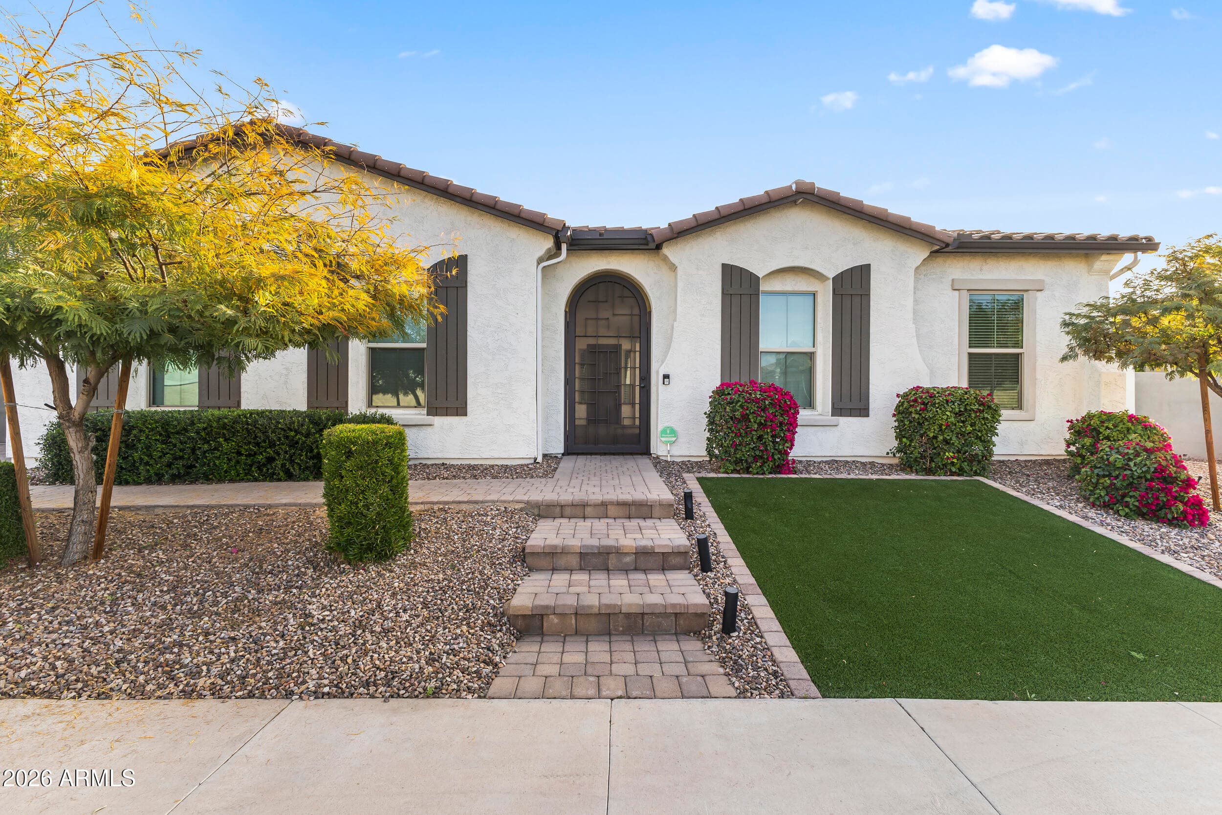 5255 N Ginning Dr — photo 2