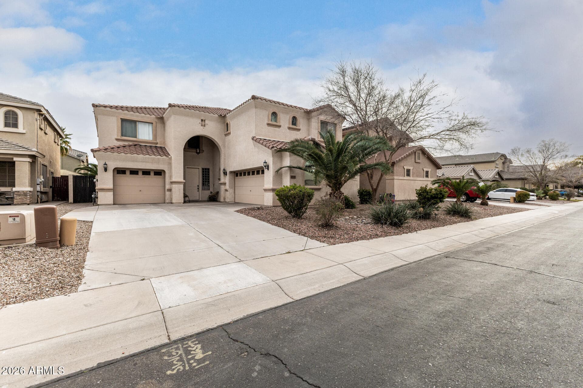 40729 W Novak Ln — photo 2
