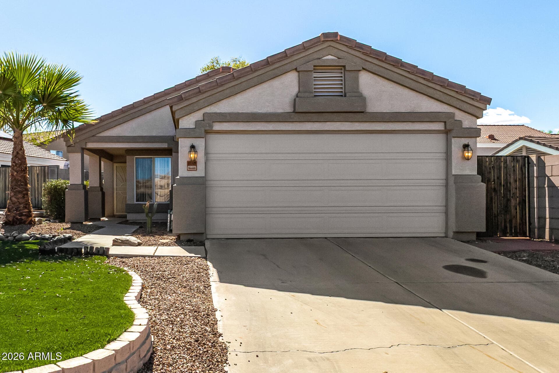 11329 W Austin Thomas Dr — photo 1