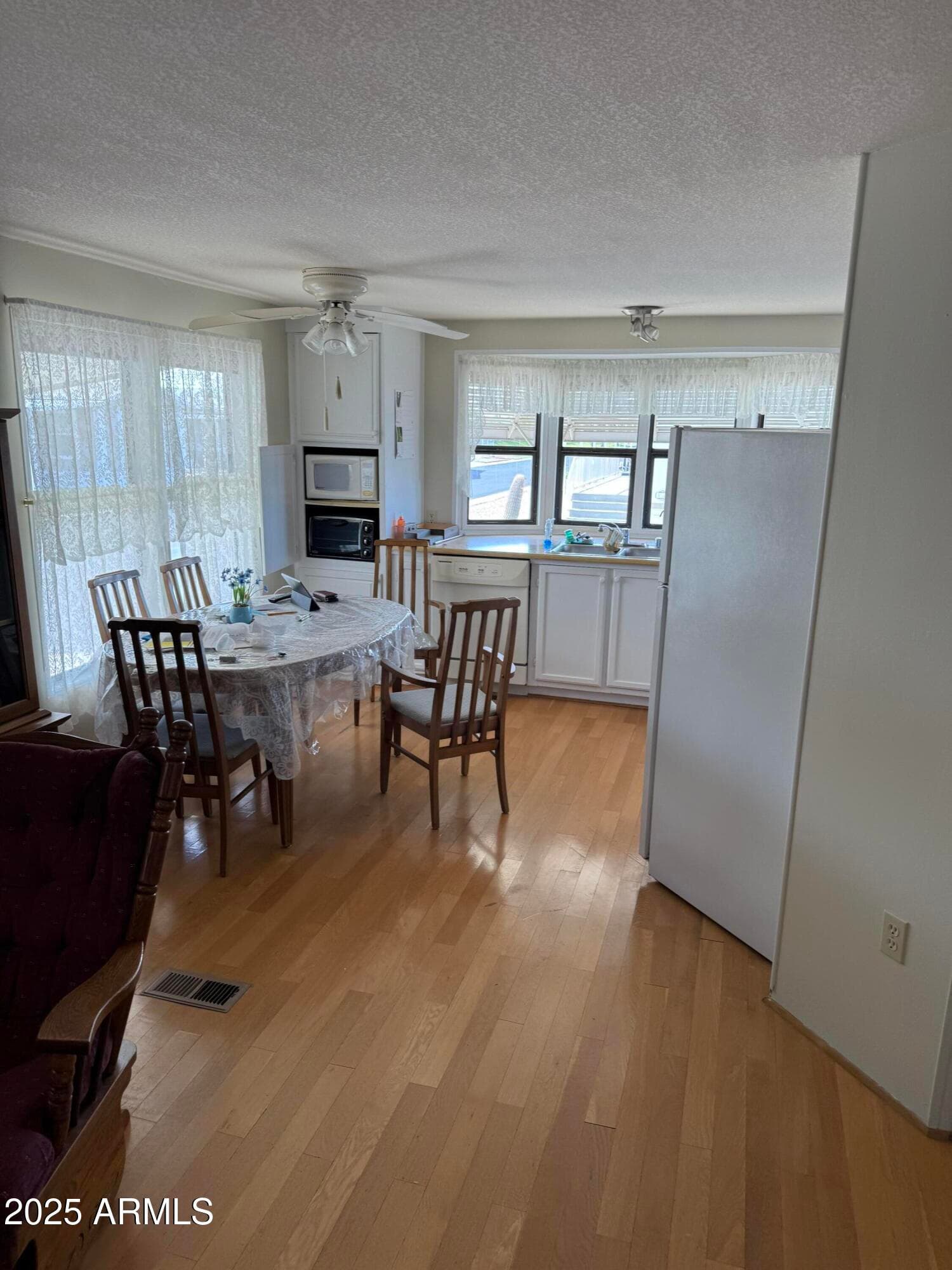 301 S SIGNAL BUTTE RD - See more photos