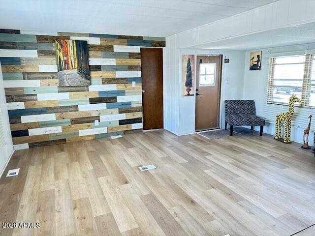 10810 N 91st Ave. -- 96 — photo 2