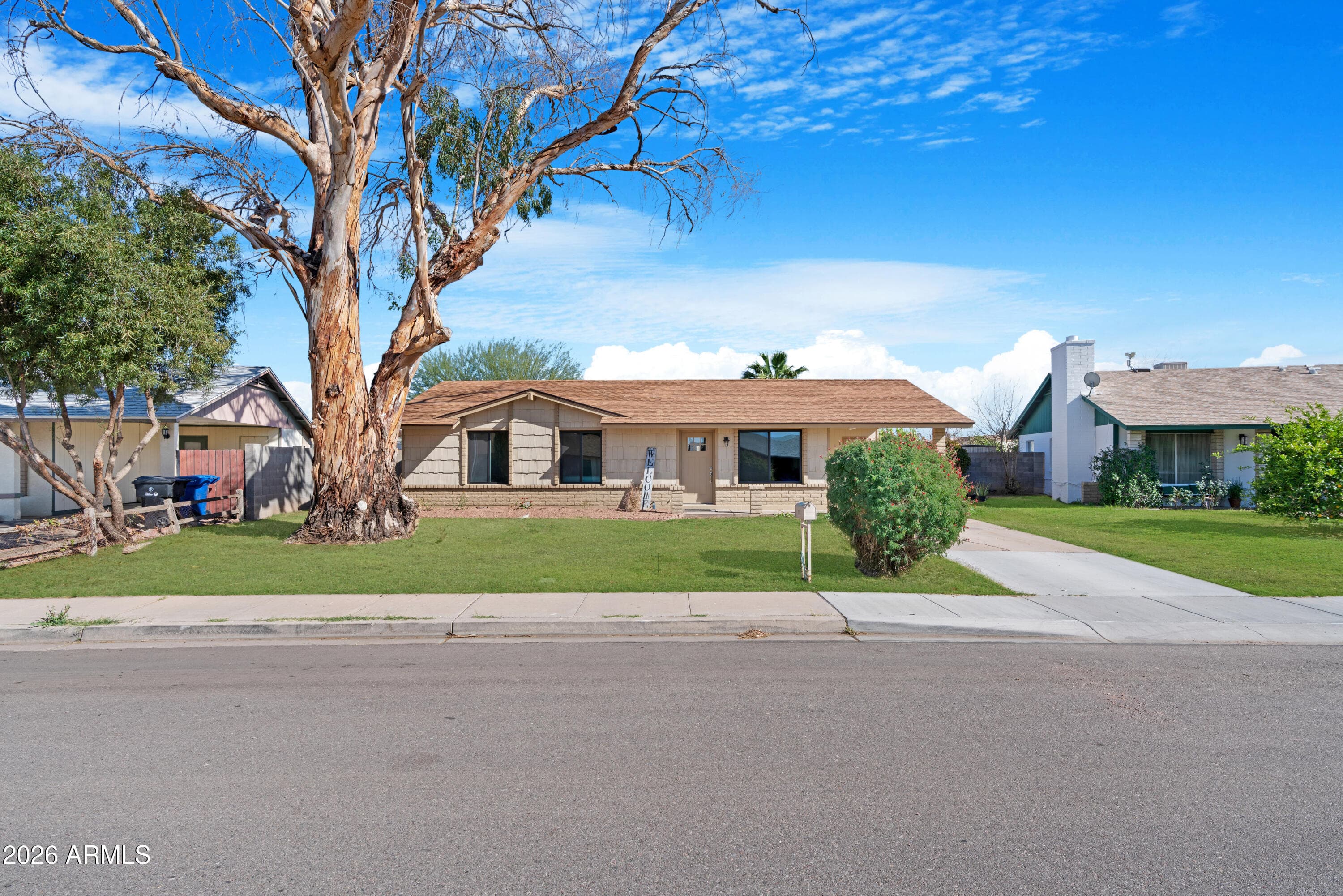 2573 E Commonwealth Circle — photo 1