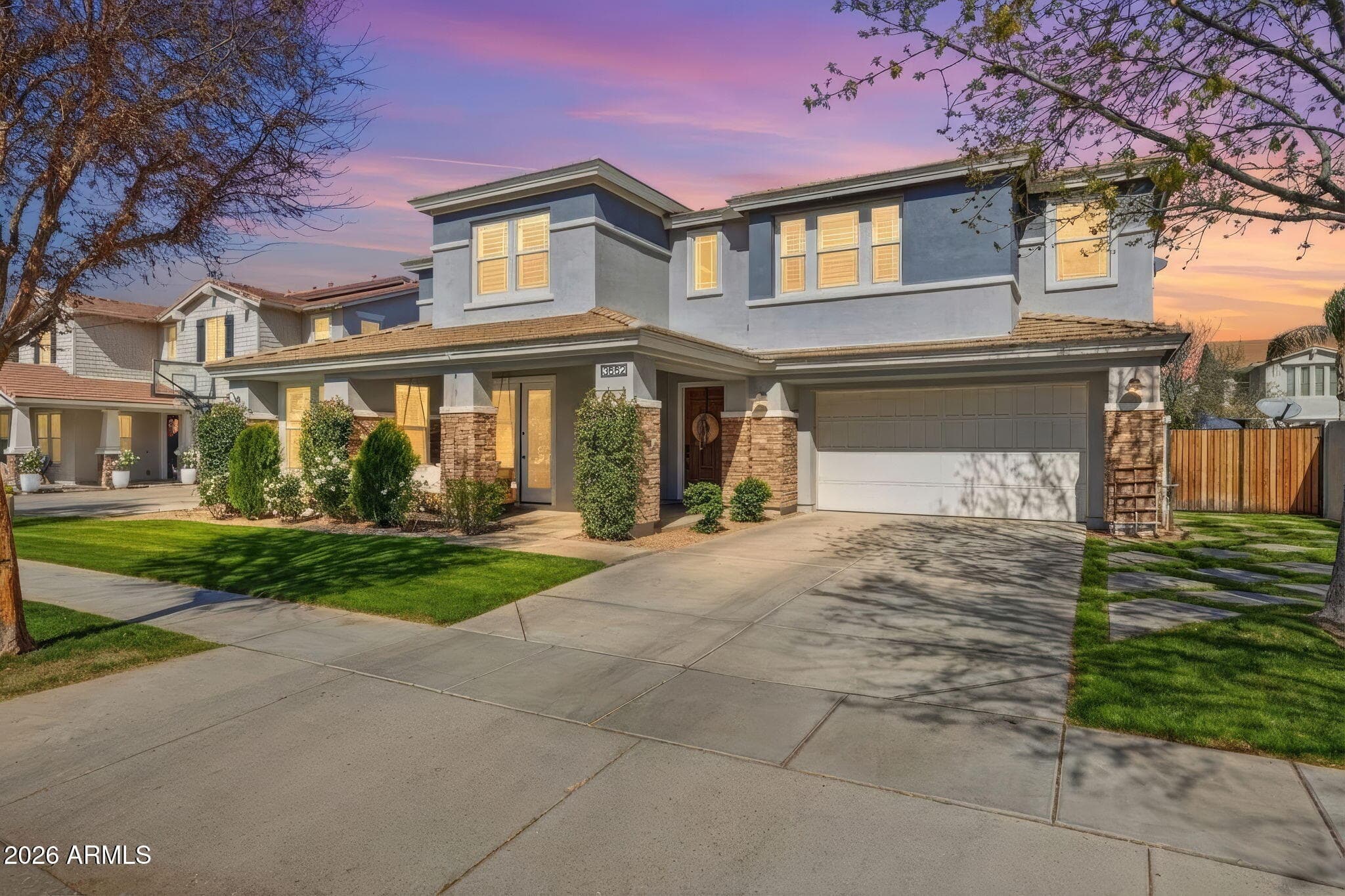 3662 E Comstock Dr — photo 2
