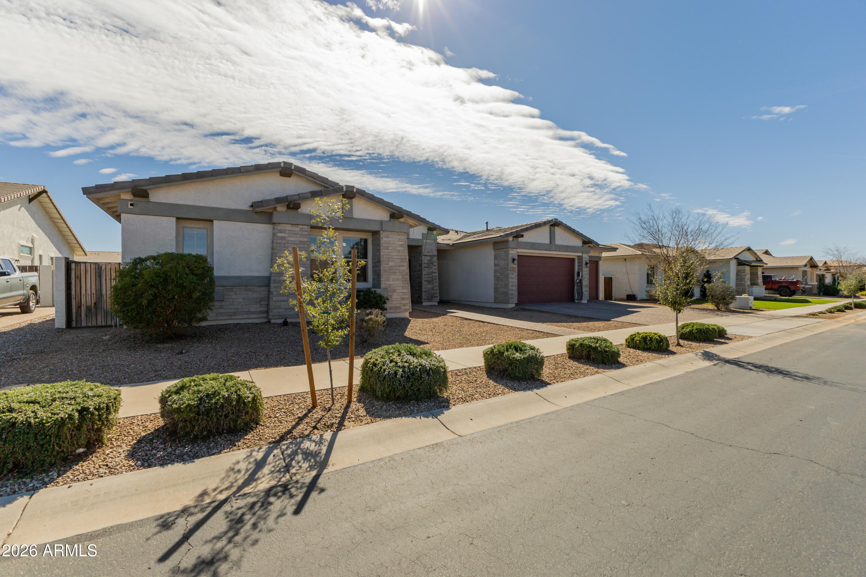 23117 E Stonecrest Dr — photo 2