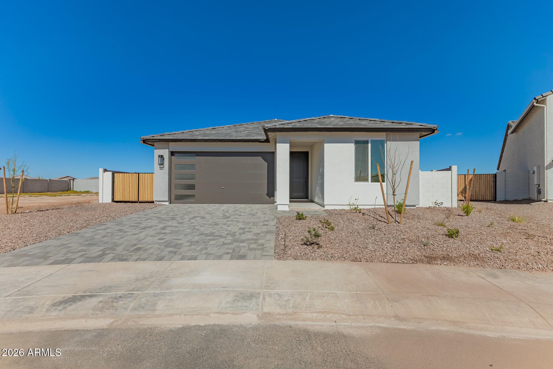 1277 E Ridgerock Loop — photo 1