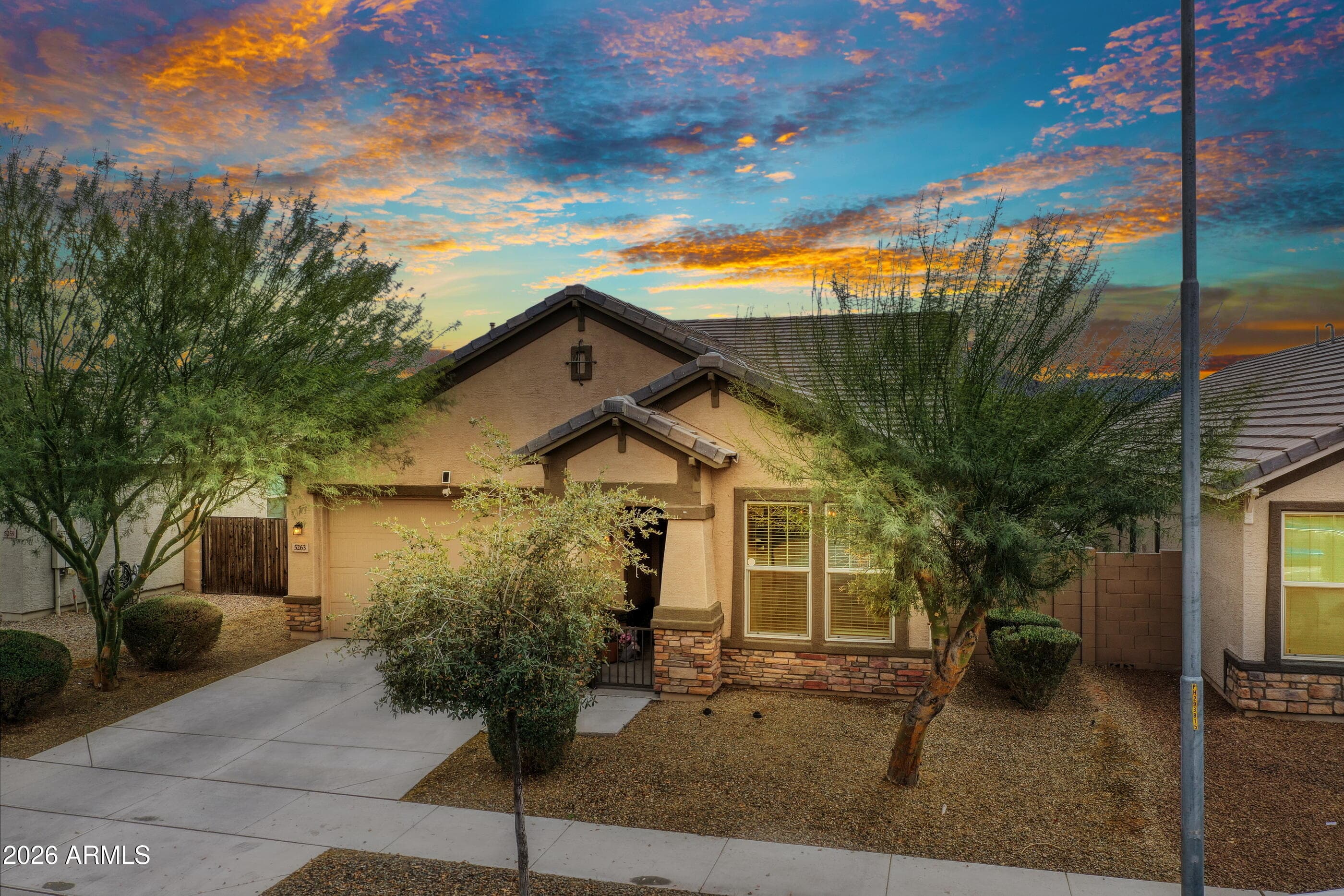 5263 W Leodra Ln — photo 1