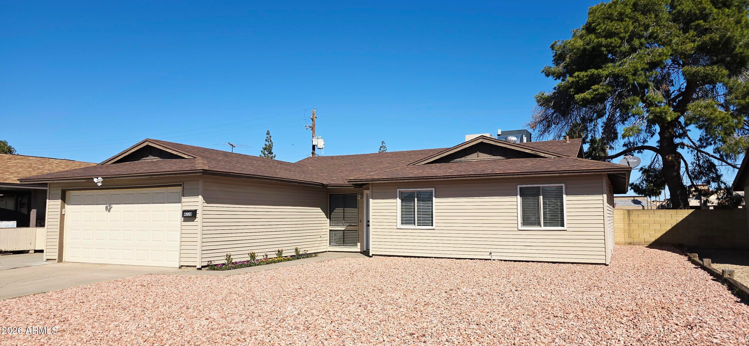 4220 W Palo Verde Dr — photo 2