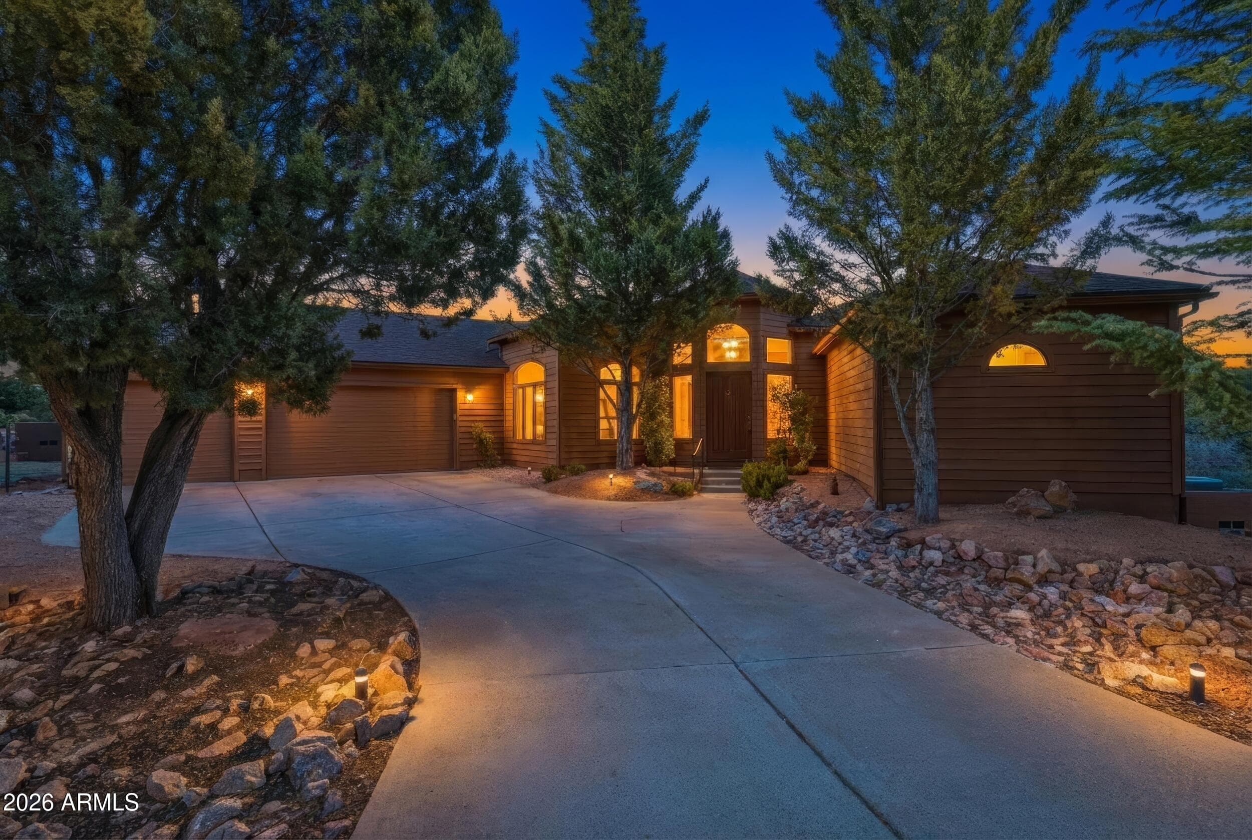 2802 E Golden Rod Circle — photo 1