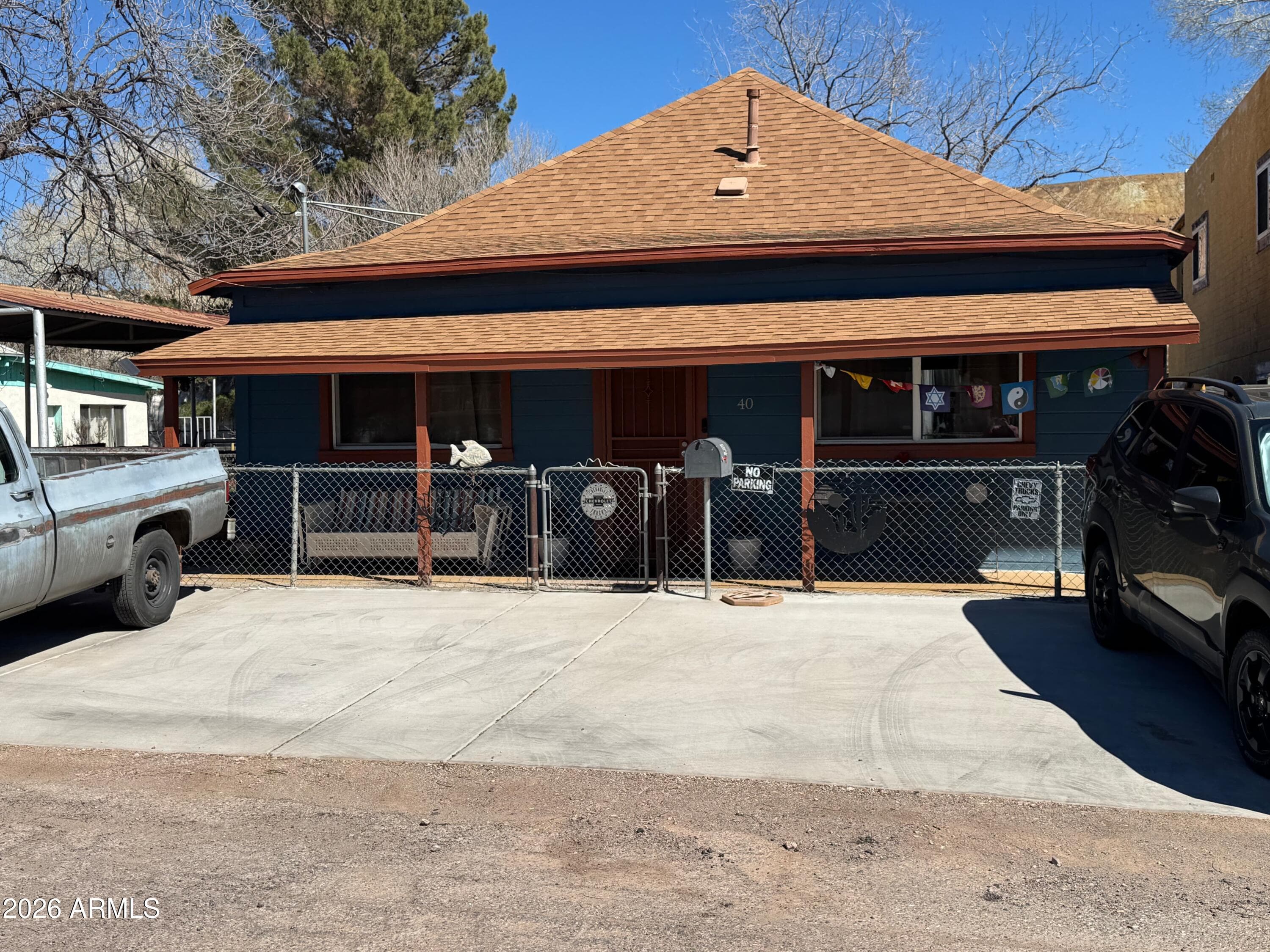 40 Cochise Row — photo 2
