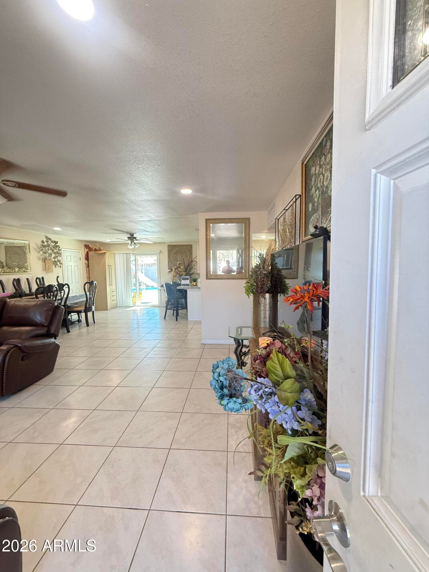 8219 W Piccadilly Rd — photo 2