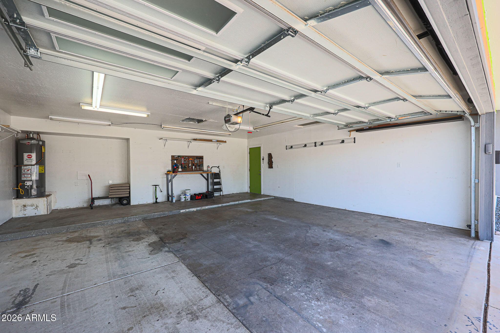 2201 E Marilyn Rd — photo 47