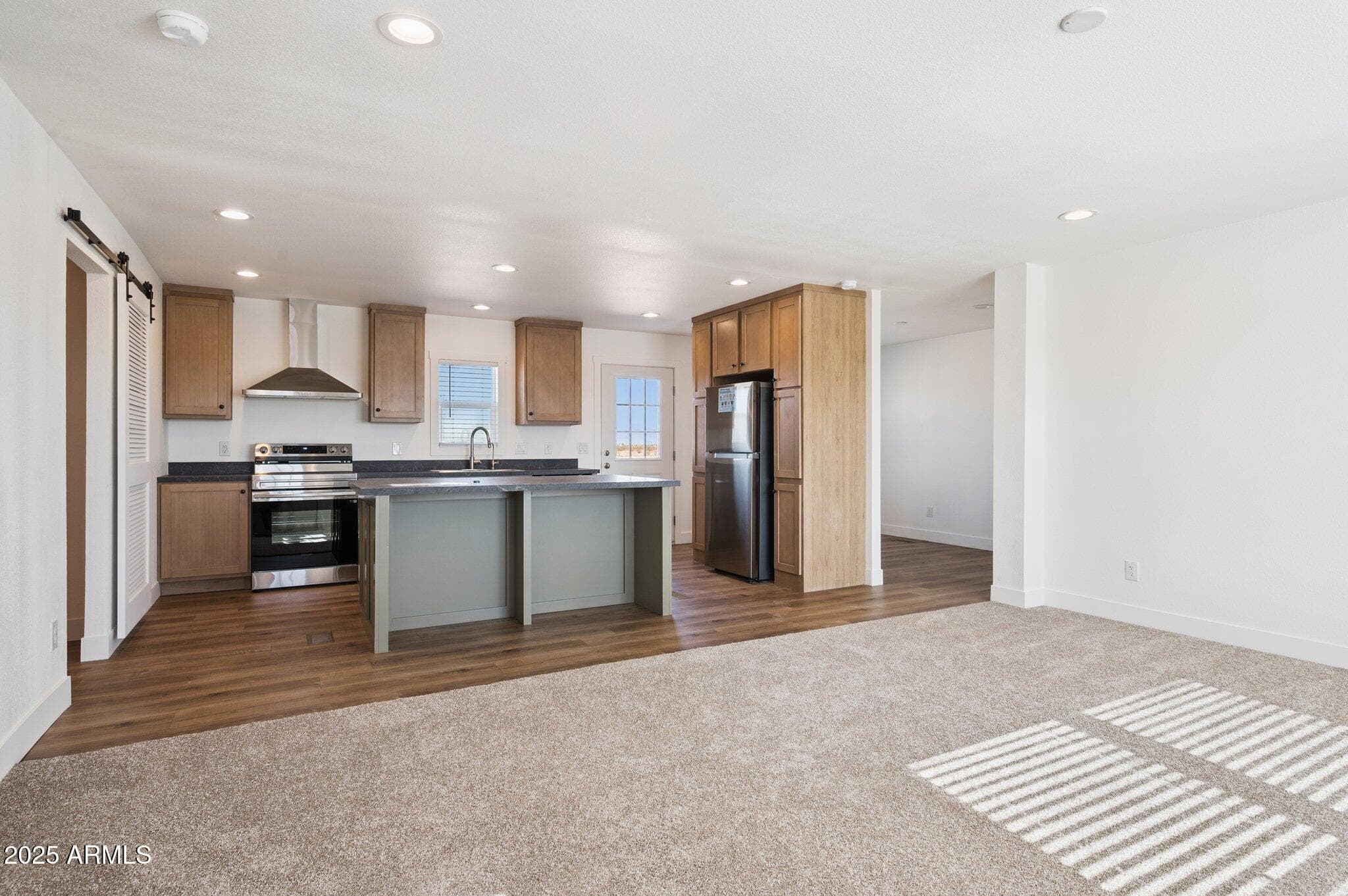 2151 S 357th Dr — photo 2