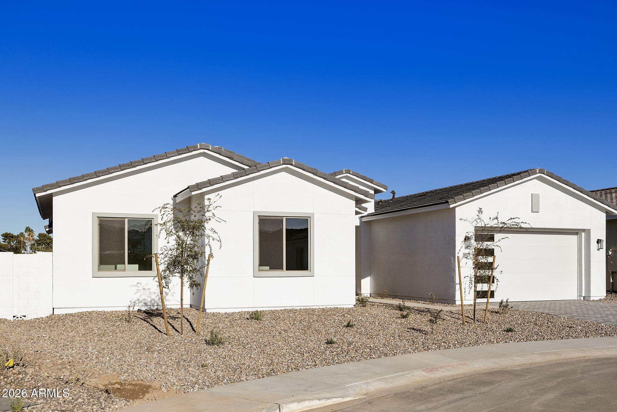 10127 S 51ST LN - Photo 3