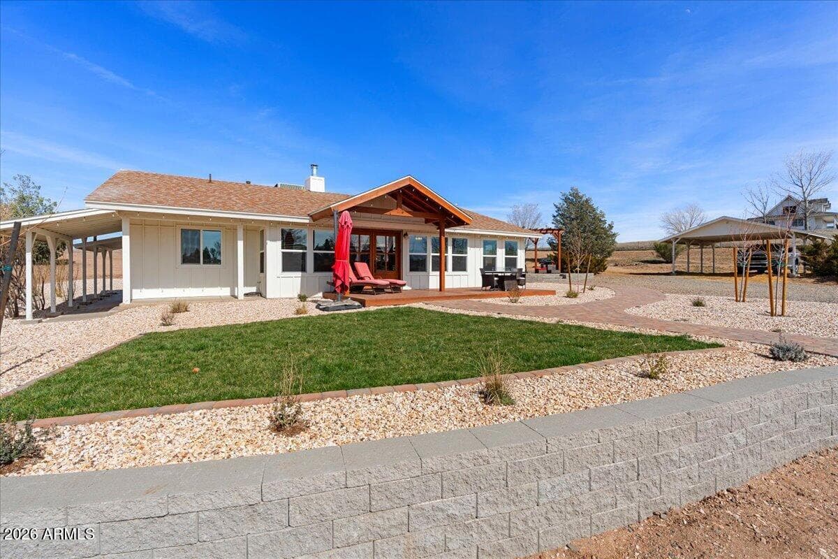 2480 W Sundial Rd — photo 1