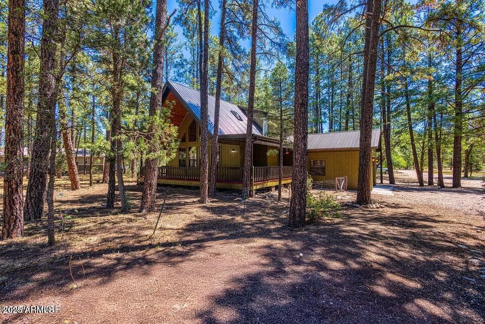 950 Cooper Ln — photo 2