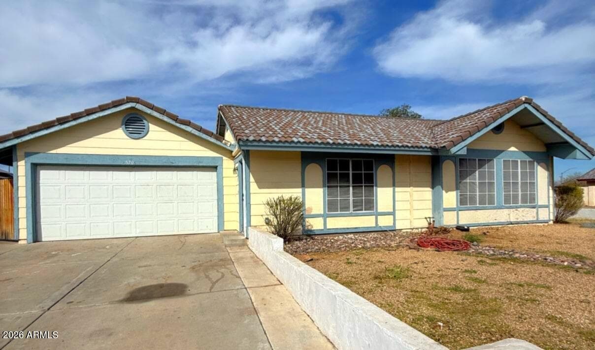 5704 W Villa Theresa Dr — photo 1