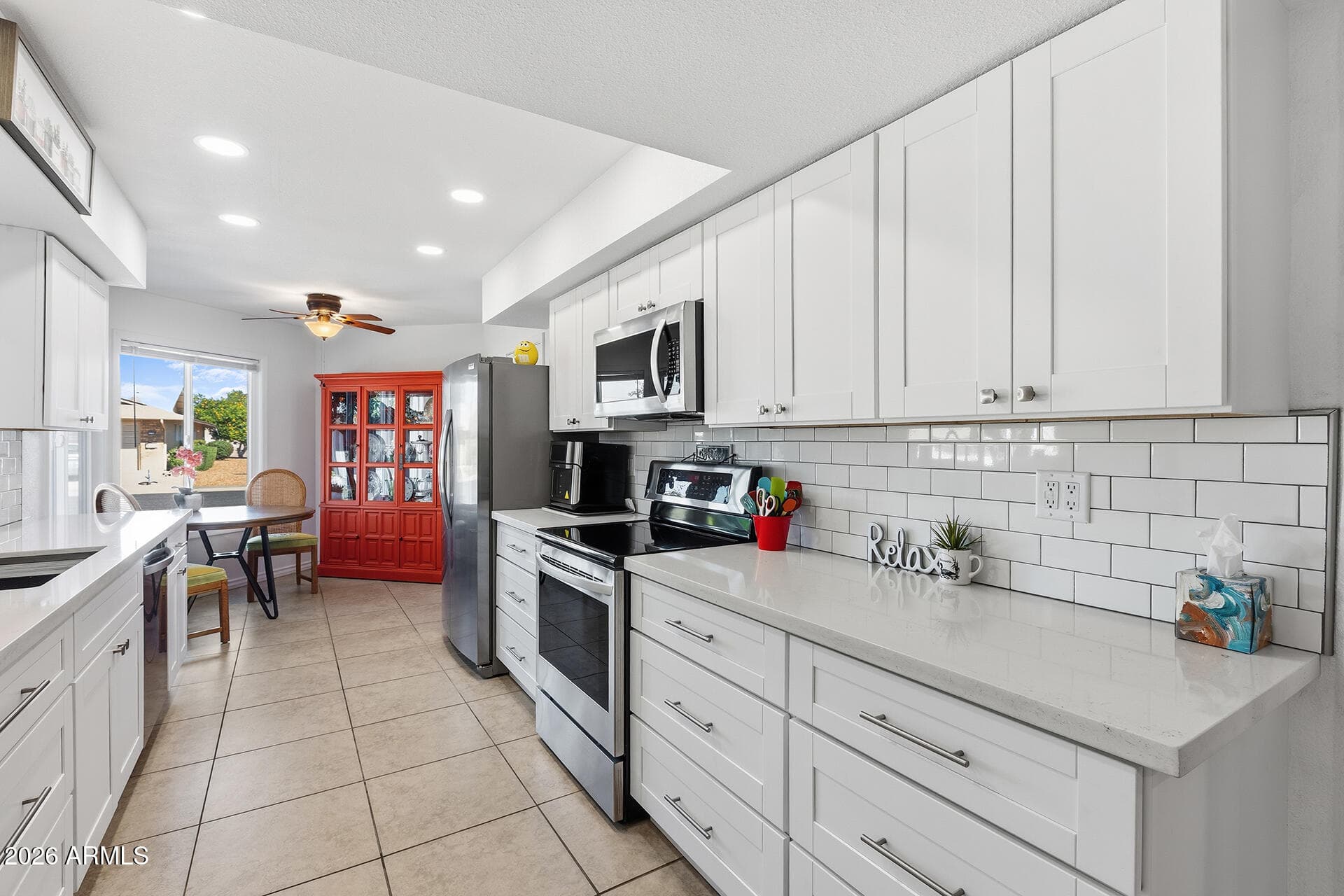 10457 W CAMPANA DR - Photo 4