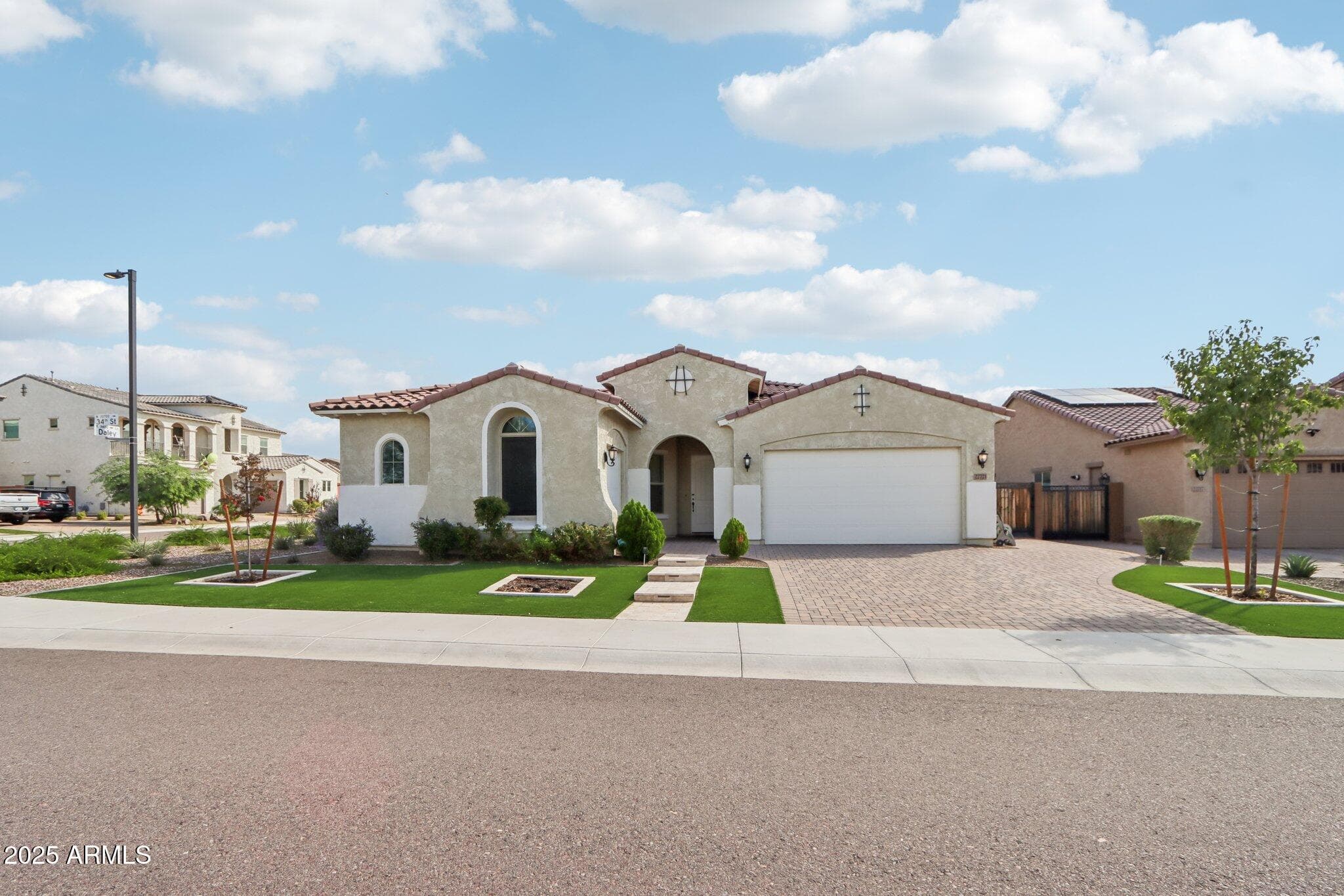 22721 N 34th St — photo 2