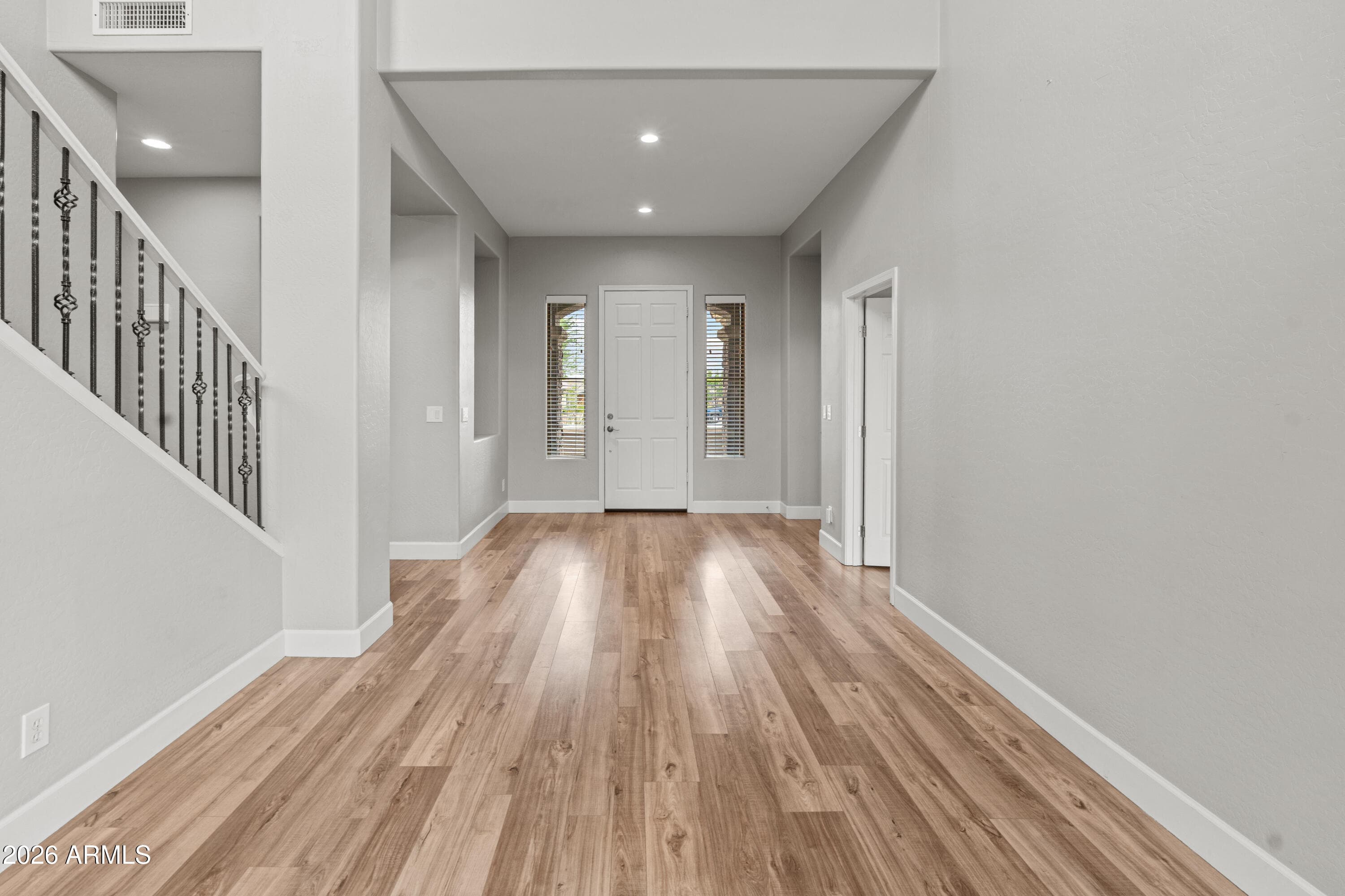 2403 W Kit Carson Ct — photo 1