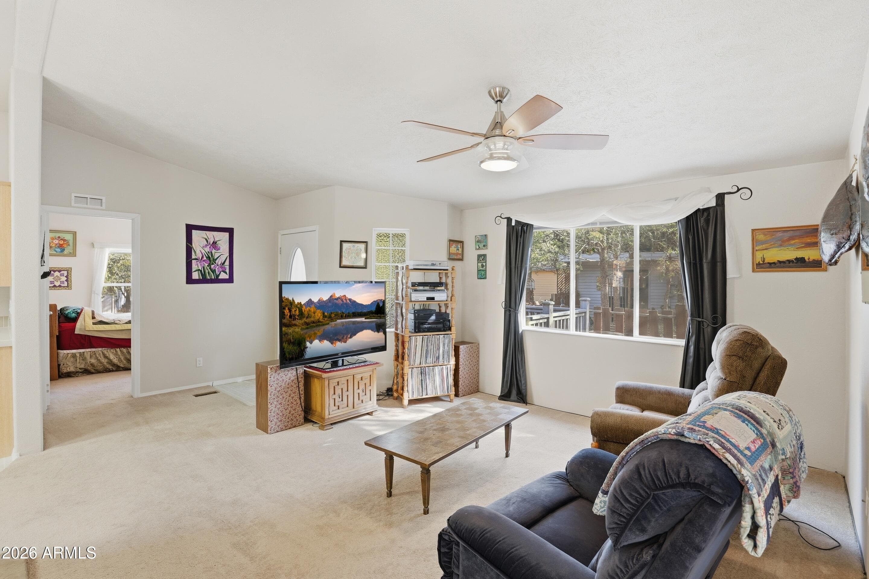 305 E EIDELWEISS CIRCLE - Photo 4