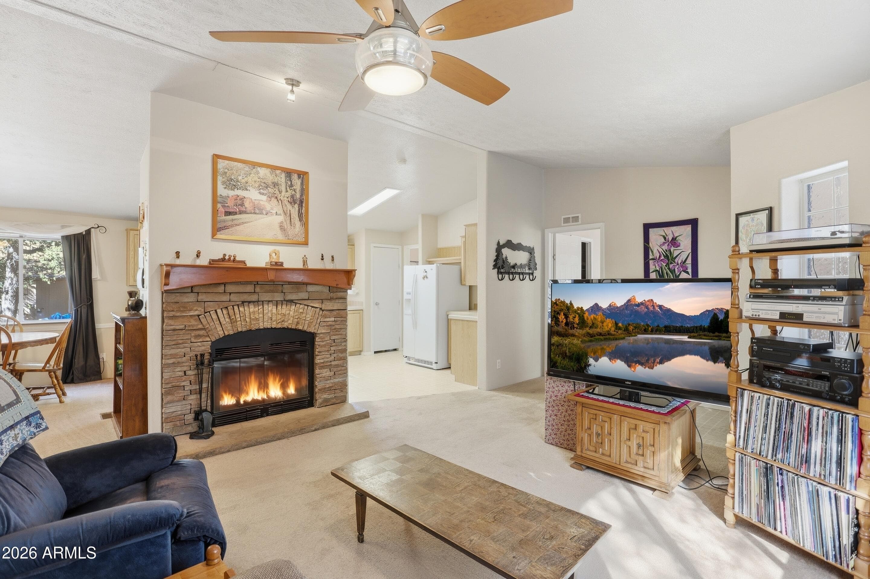 305 E EIDELWEISS CIRCLE - Photo 5