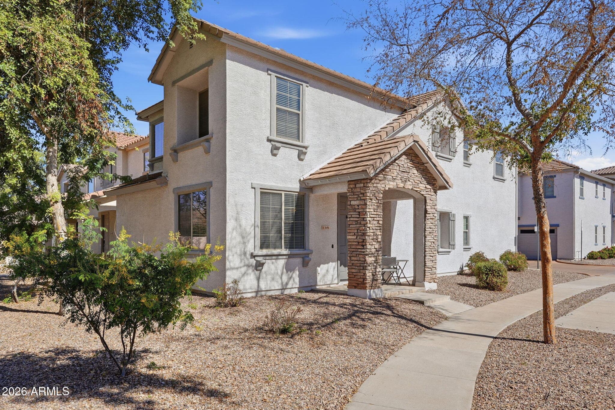 1646 E Joseph Way — photo 1