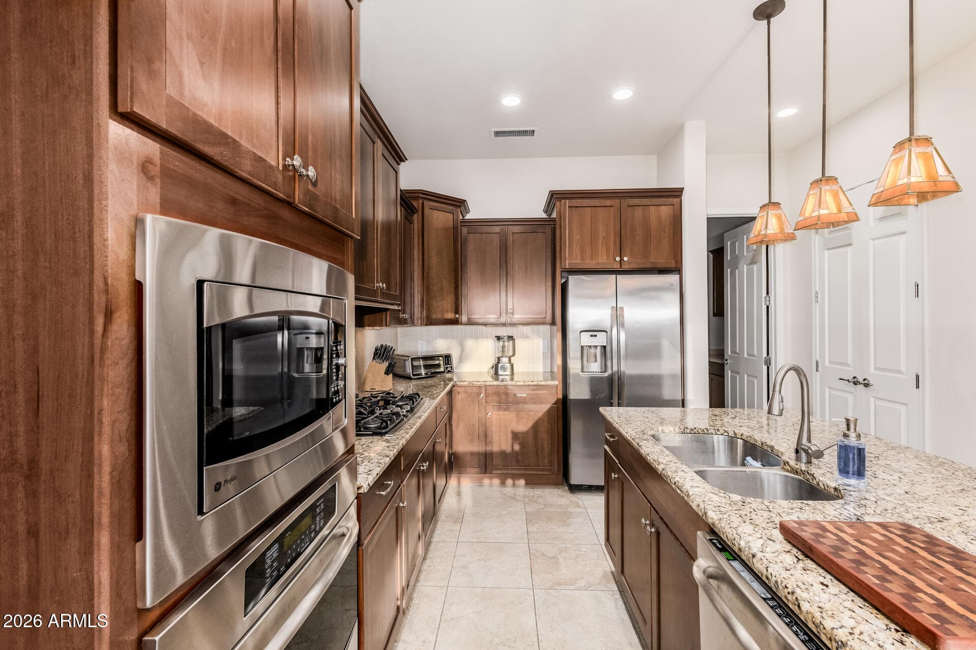 20318 N 273RD AVE - Photo 4