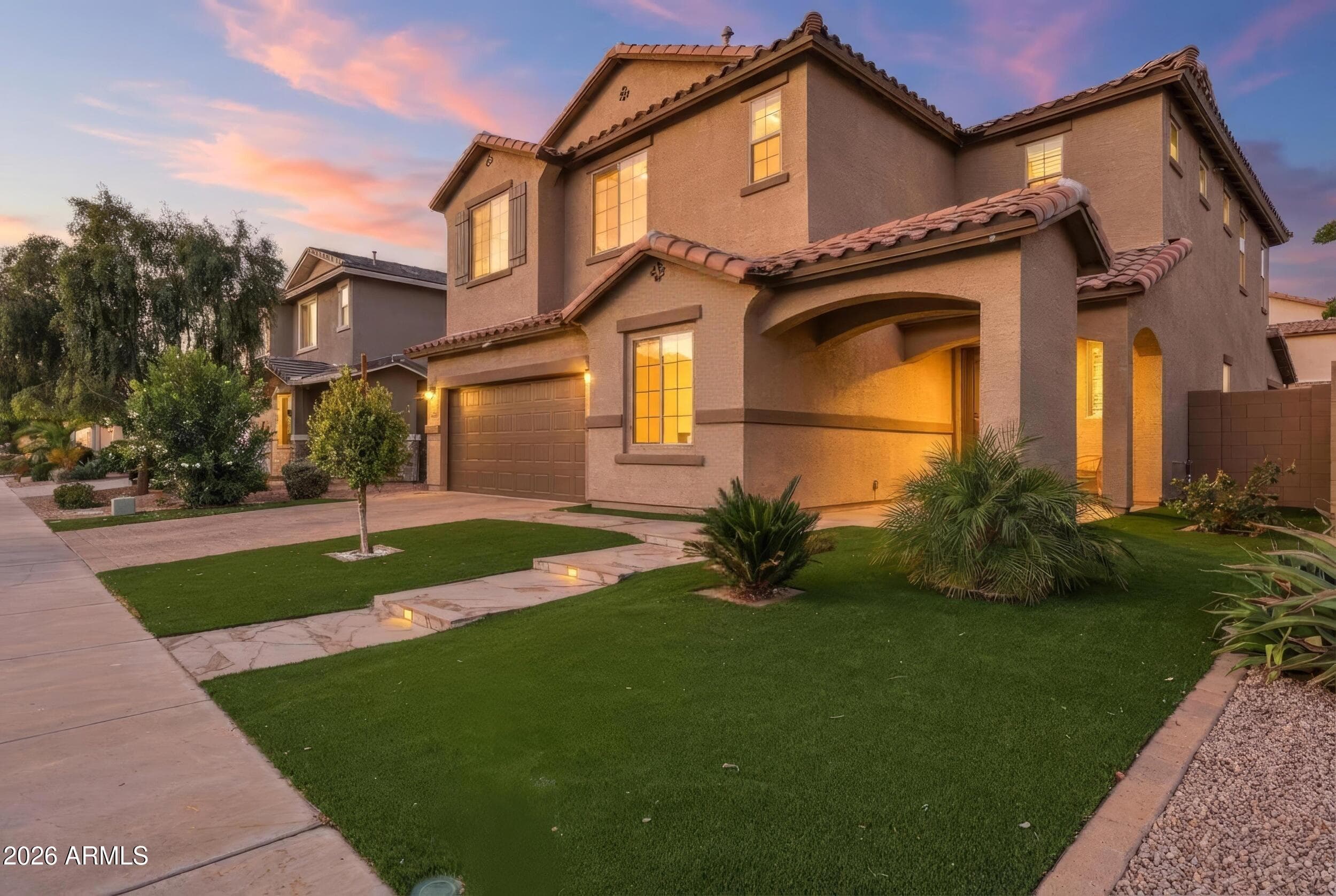 550 E Zion Pl — photo 1