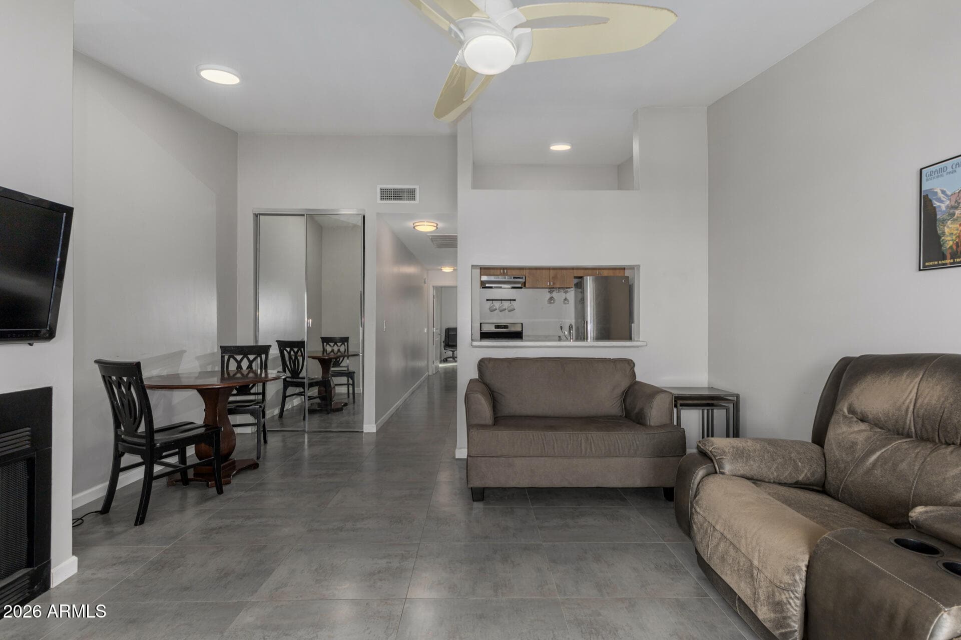 14203 N 19th Ave 2040 — photo 1