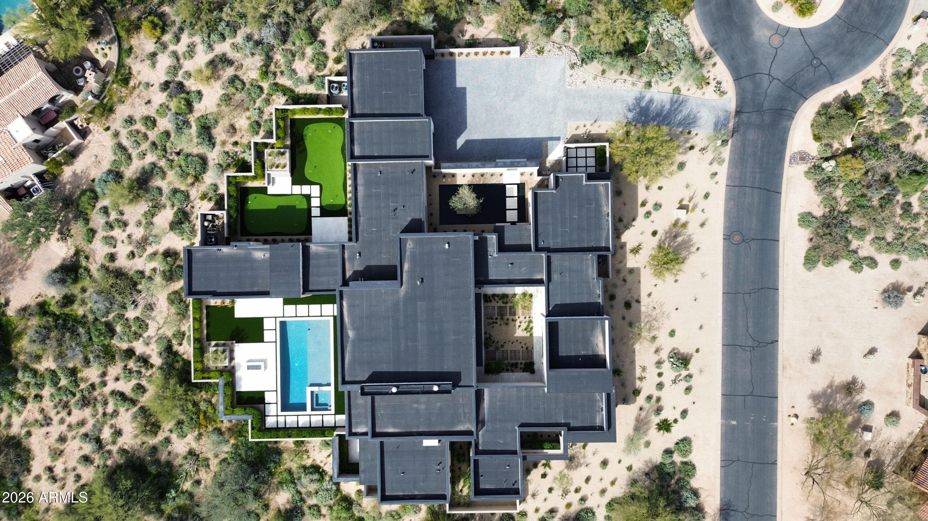 7498 E Whisper Rock Trail — photo 58