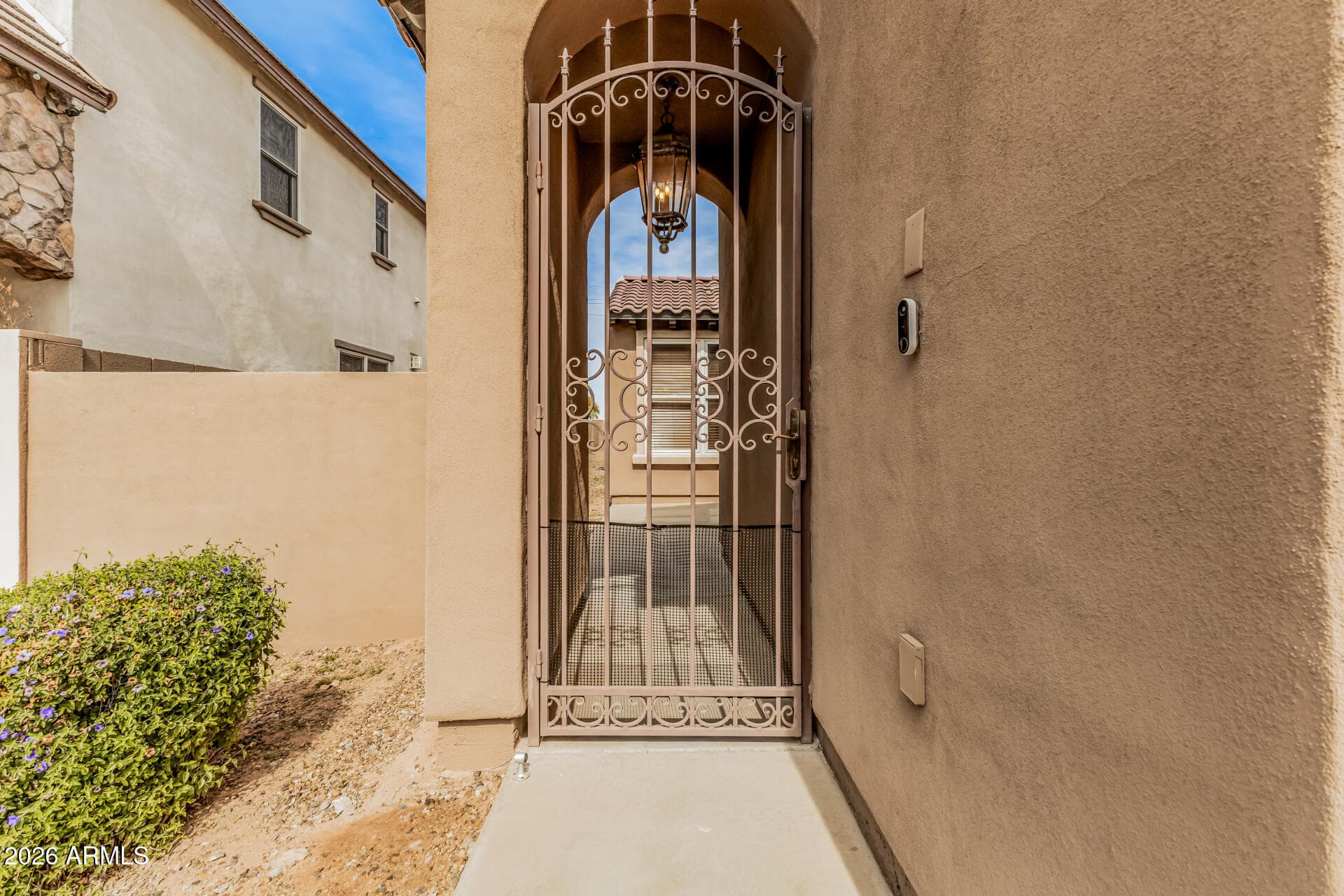 2288 E Wisteria Dr — photo 2