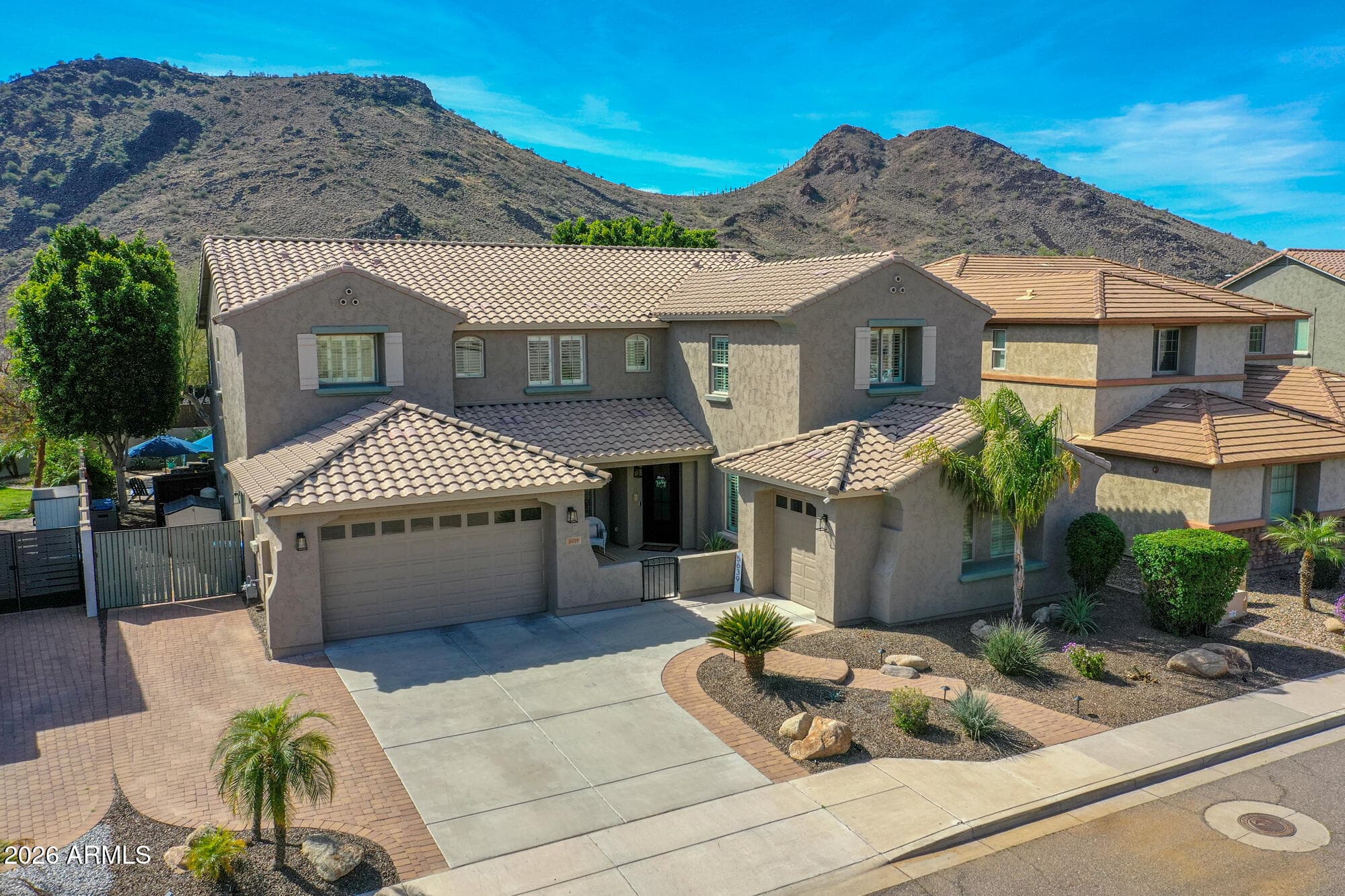 5639 W Bonanza Ln — photo 1