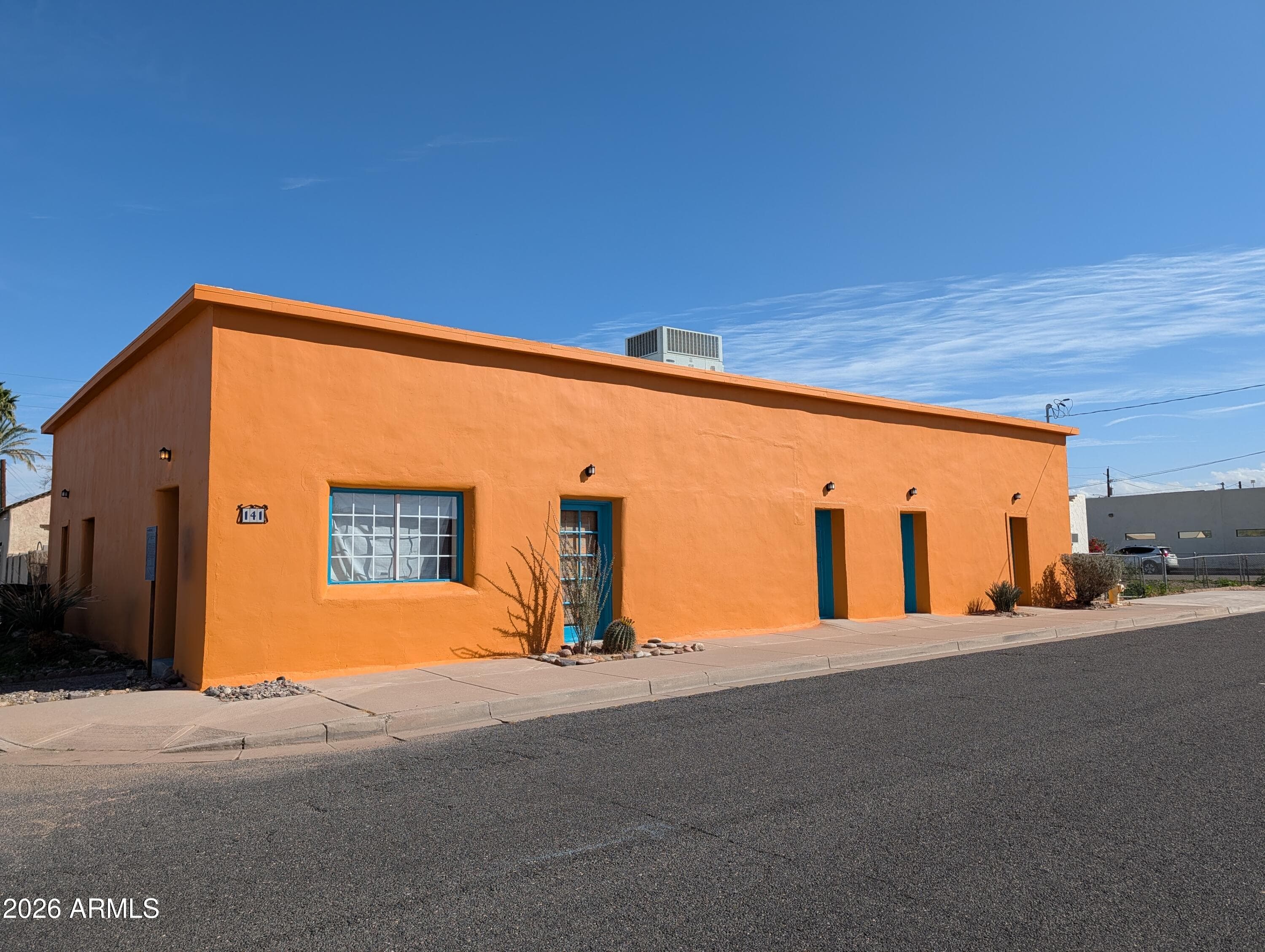 141 N Bailey St — photo 1