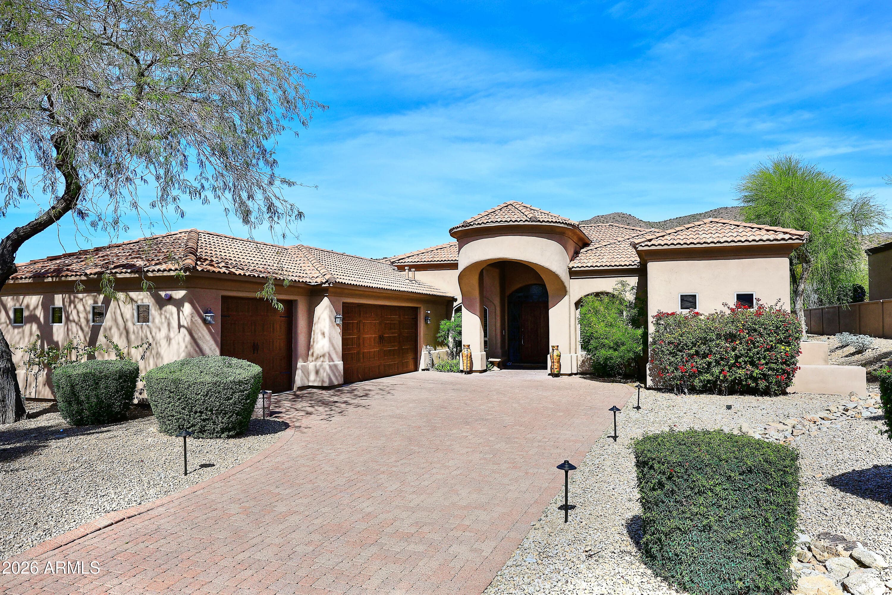 11698 E Wethersfield Rd — photo 2