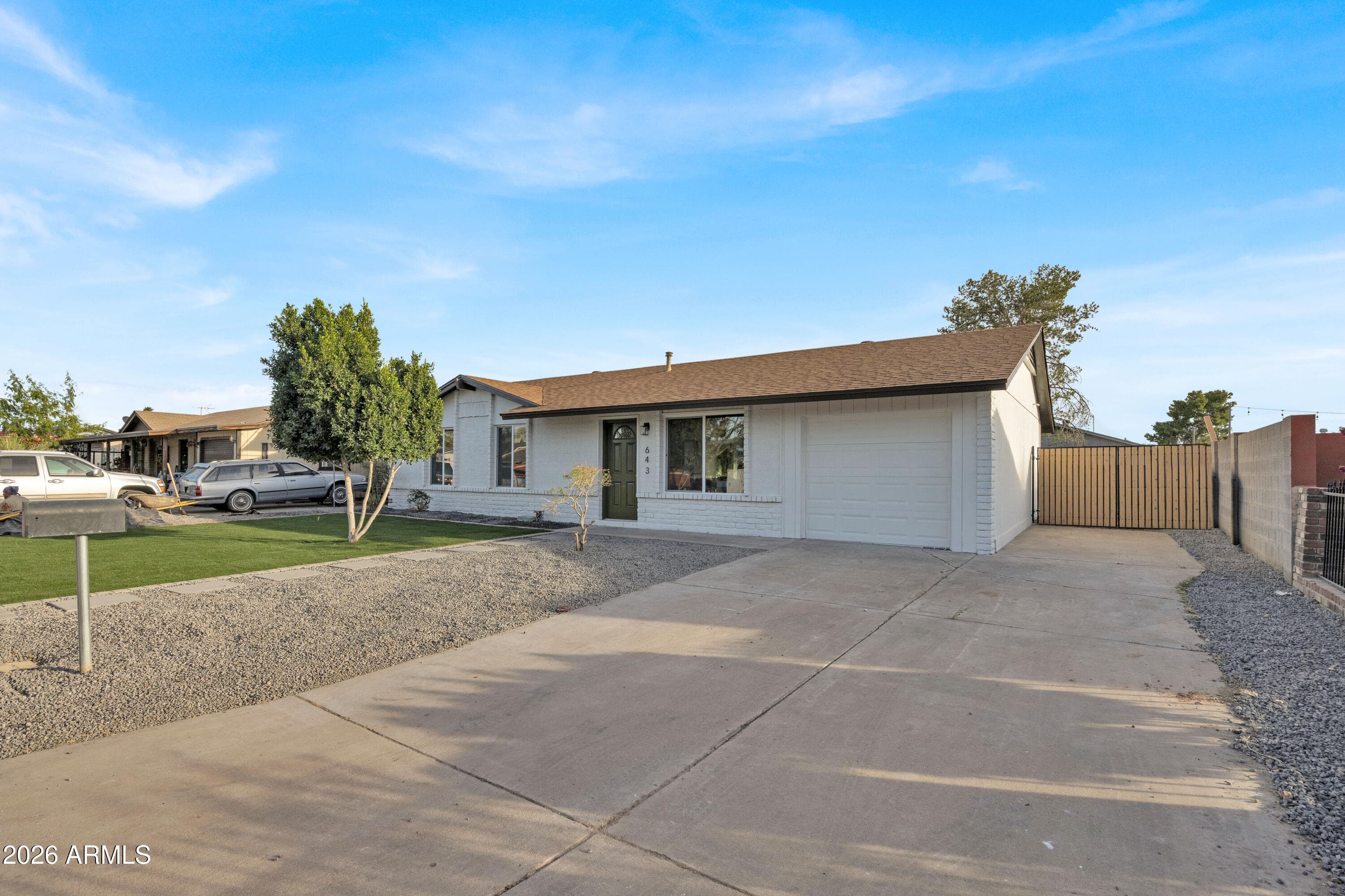 643 E Harmony Ave — photo 2