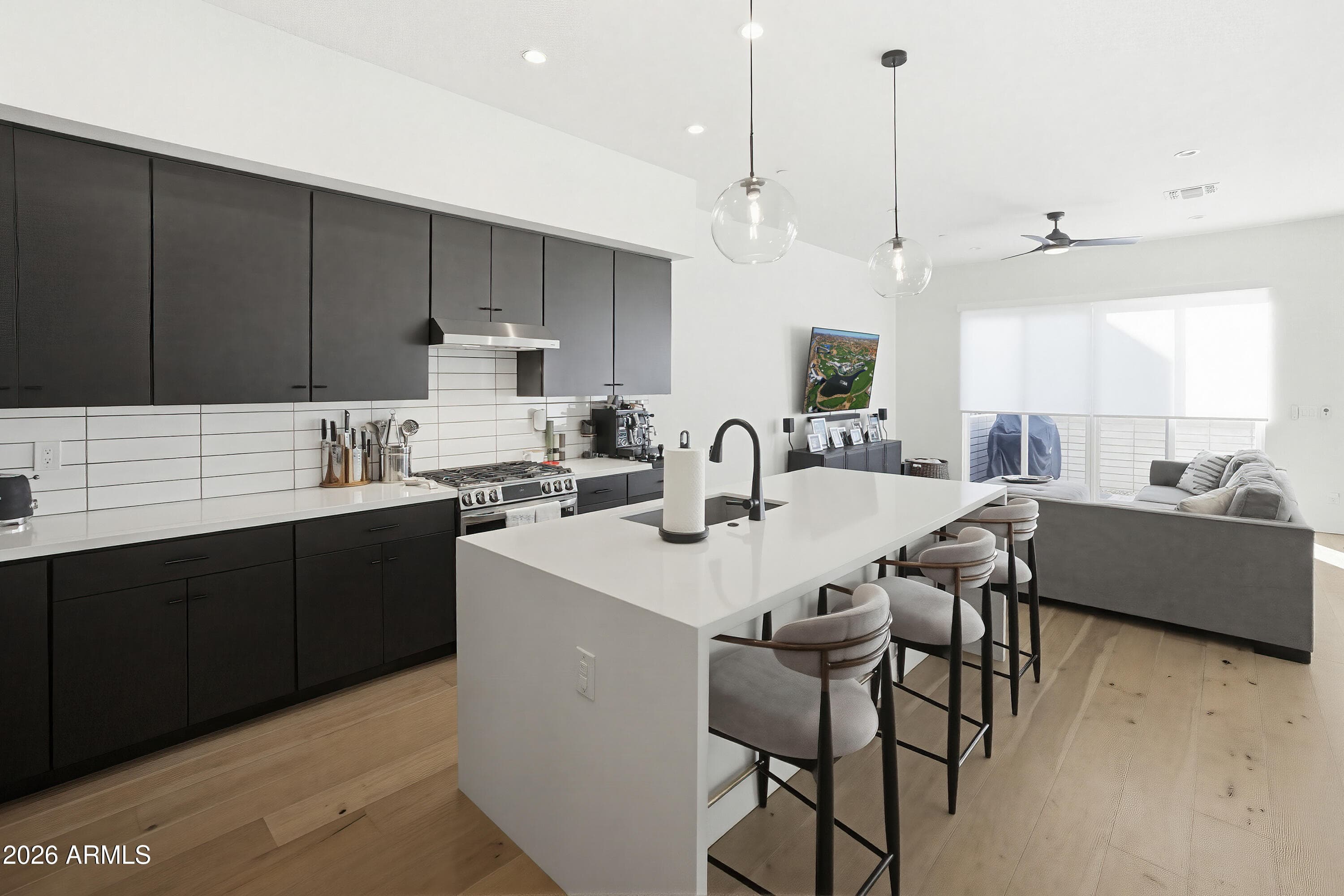5151 N 13th Pl 5 — photo 1