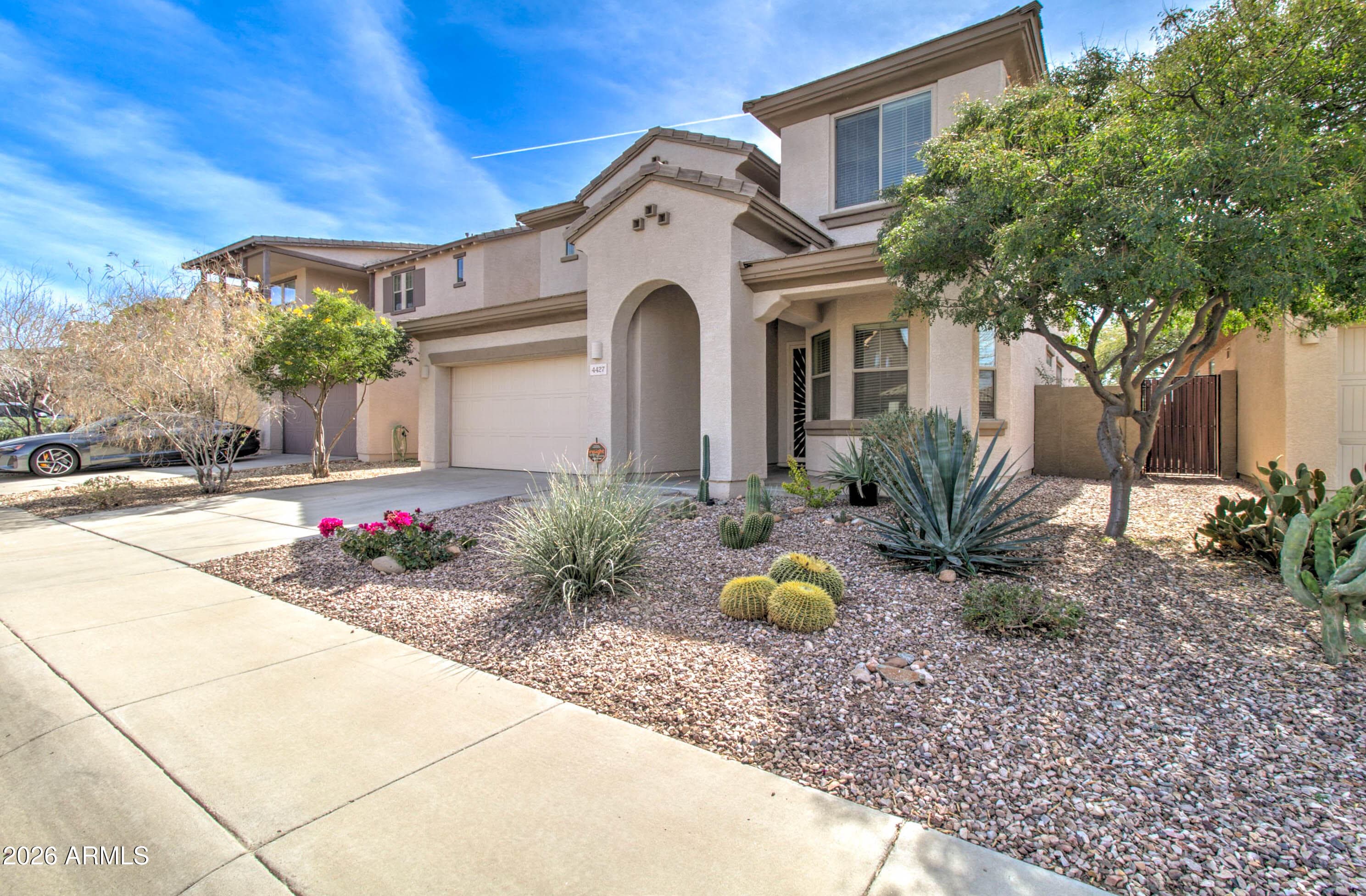 4427 W Powell Dr — photo 2