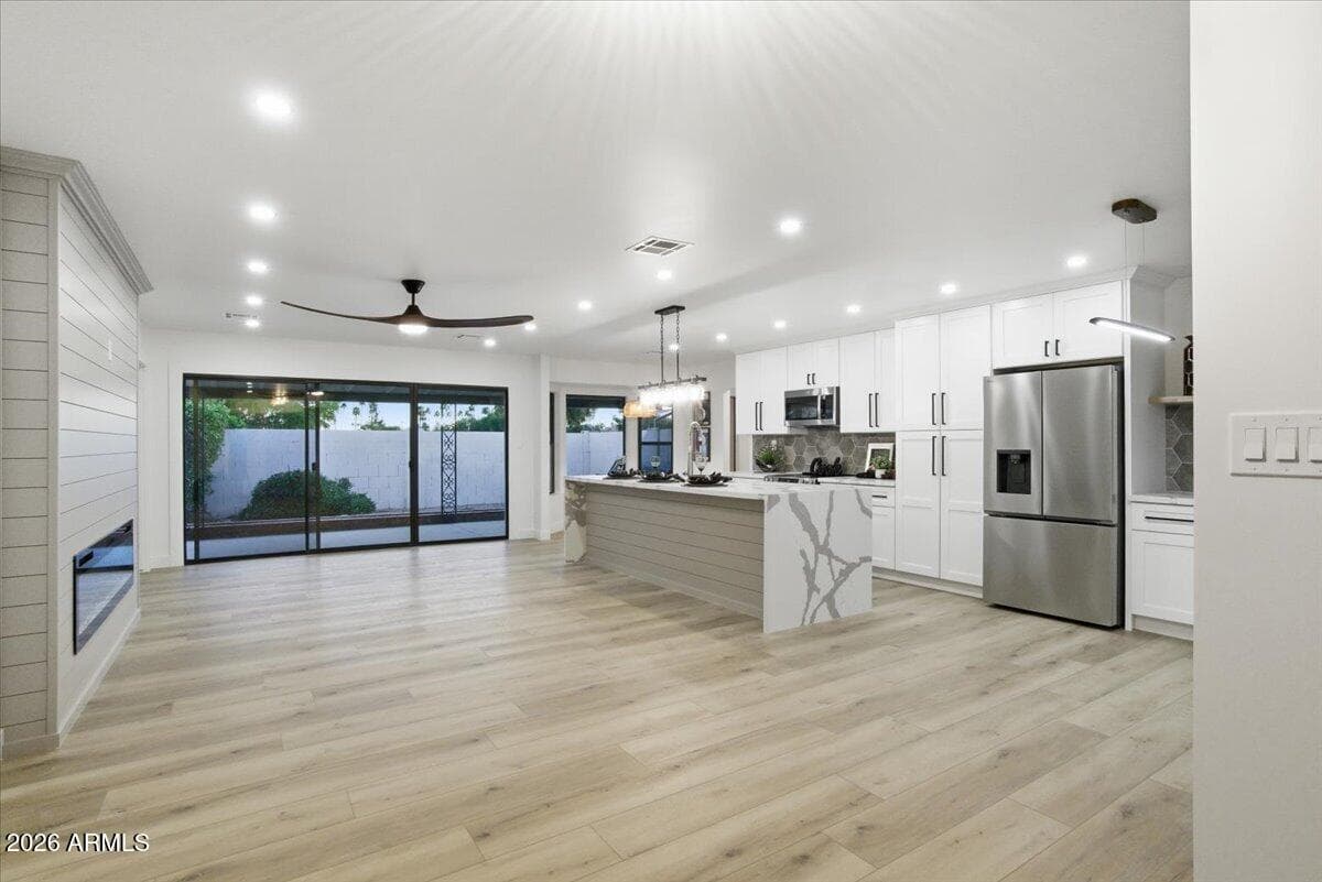 7805 E Coolidge St — photo 1