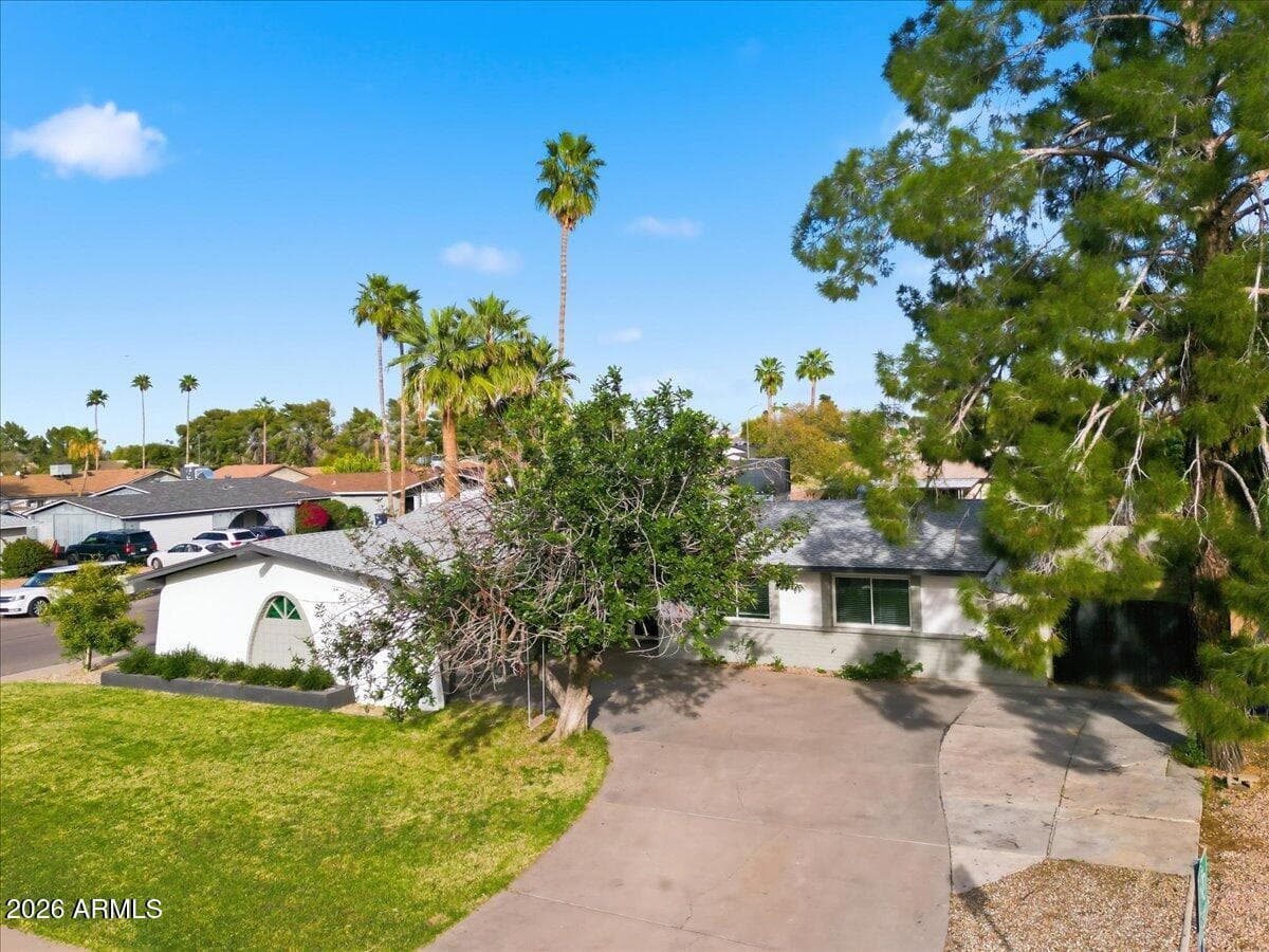 4705 S Country Club Way — photo 1