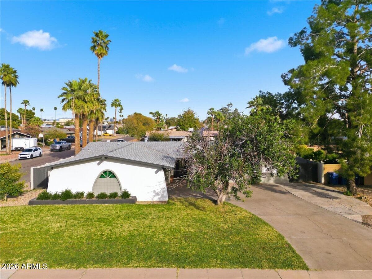 4705 S Country Club Way — photo 2